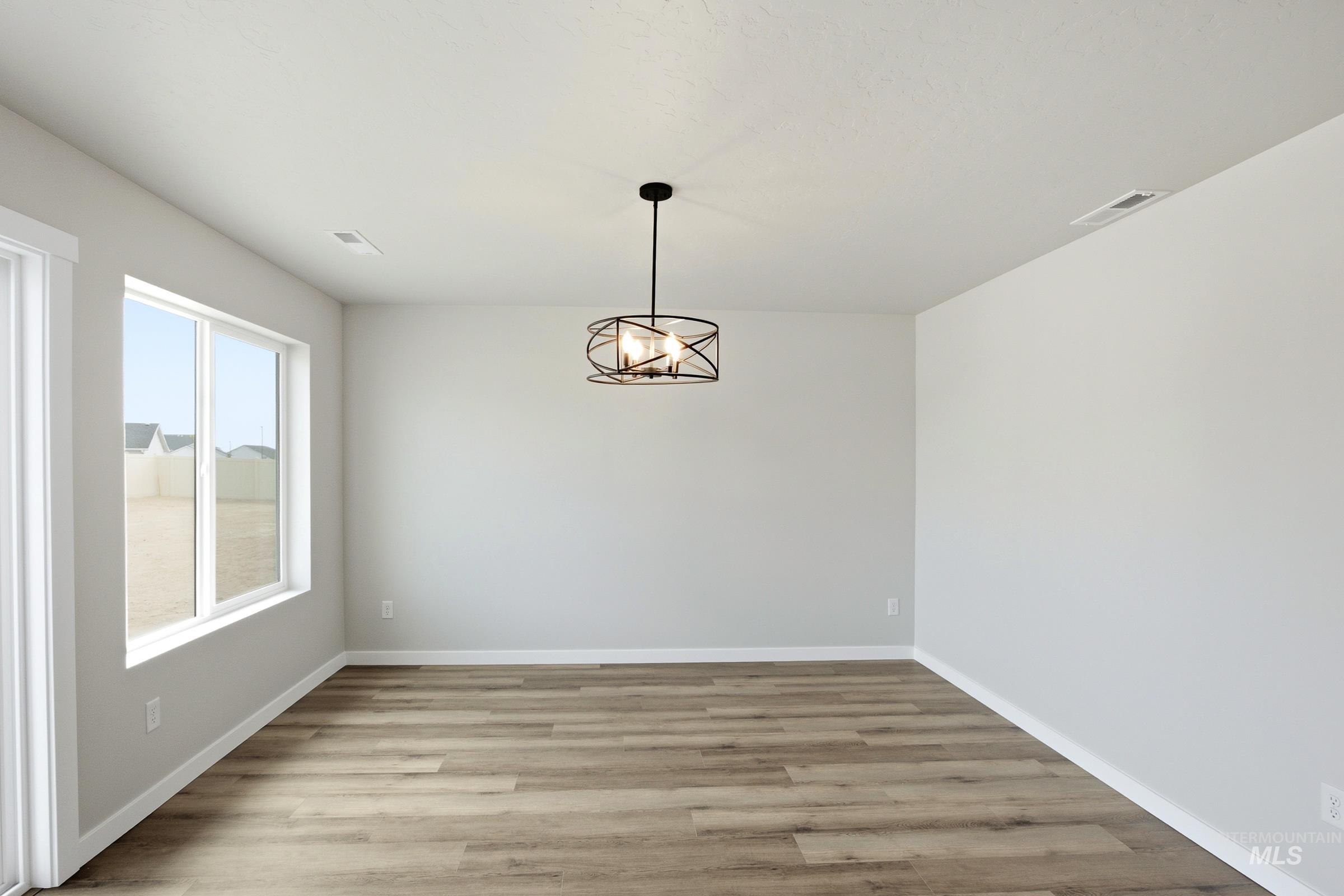 12682 Kinsella St, Nampa, Idaho 83651, 5 Bedrooms, 2.5 Bathrooms, Residential For Sale, Price $499,990, 98997659