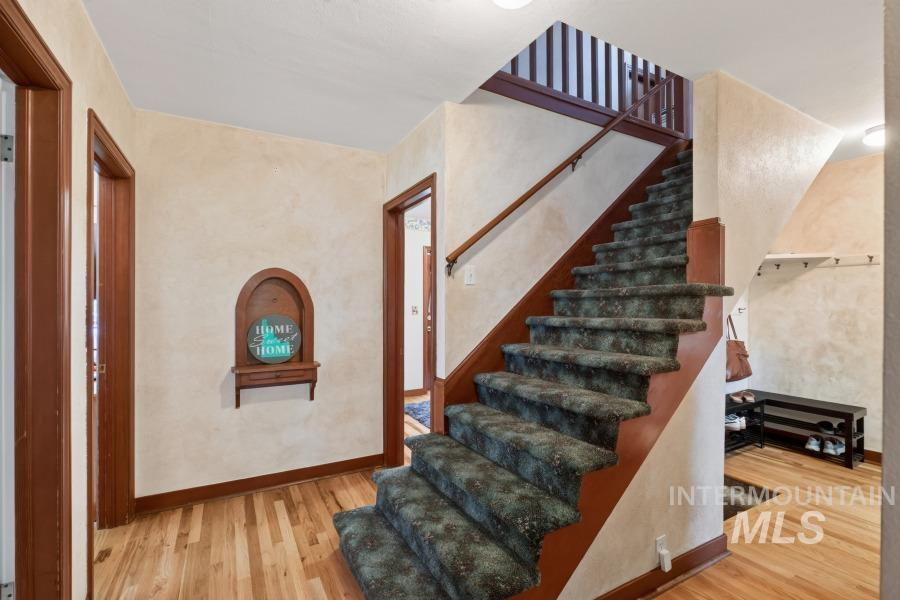 721 S Lynn, Moscow, Idaho 83843, 4 Bedrooms, 3 Bathrooms, Residential For Sale, Price $670,000,MLS 98997669