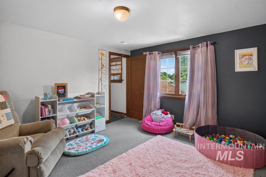 721 S Lynn, Moscow, Idaho 83843, 4 Bedrooms, 3 Bathrooms, Residential For Sale, Price $670,000,MLS 98997669