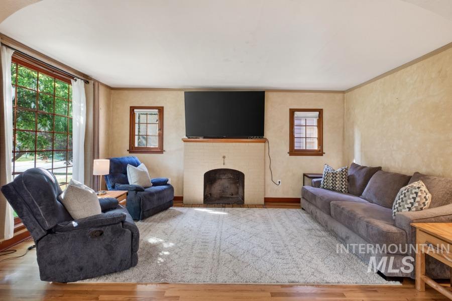 721 S Lynn, Moscow, Idaho 83843, 4 Bedrooms, 3 Bathrooms, Residential For Sale, Price $670,000,MLS 98997669