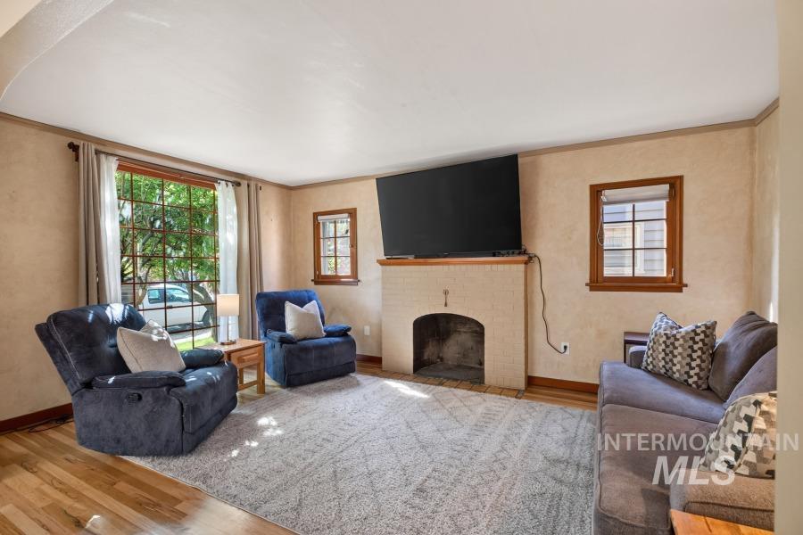 721 S Lynn, Moscow, Idaho 83843, 4 Bedrooms, 3 Bathrooms, Residential For Sale, Price $670,000,MLS 98997669