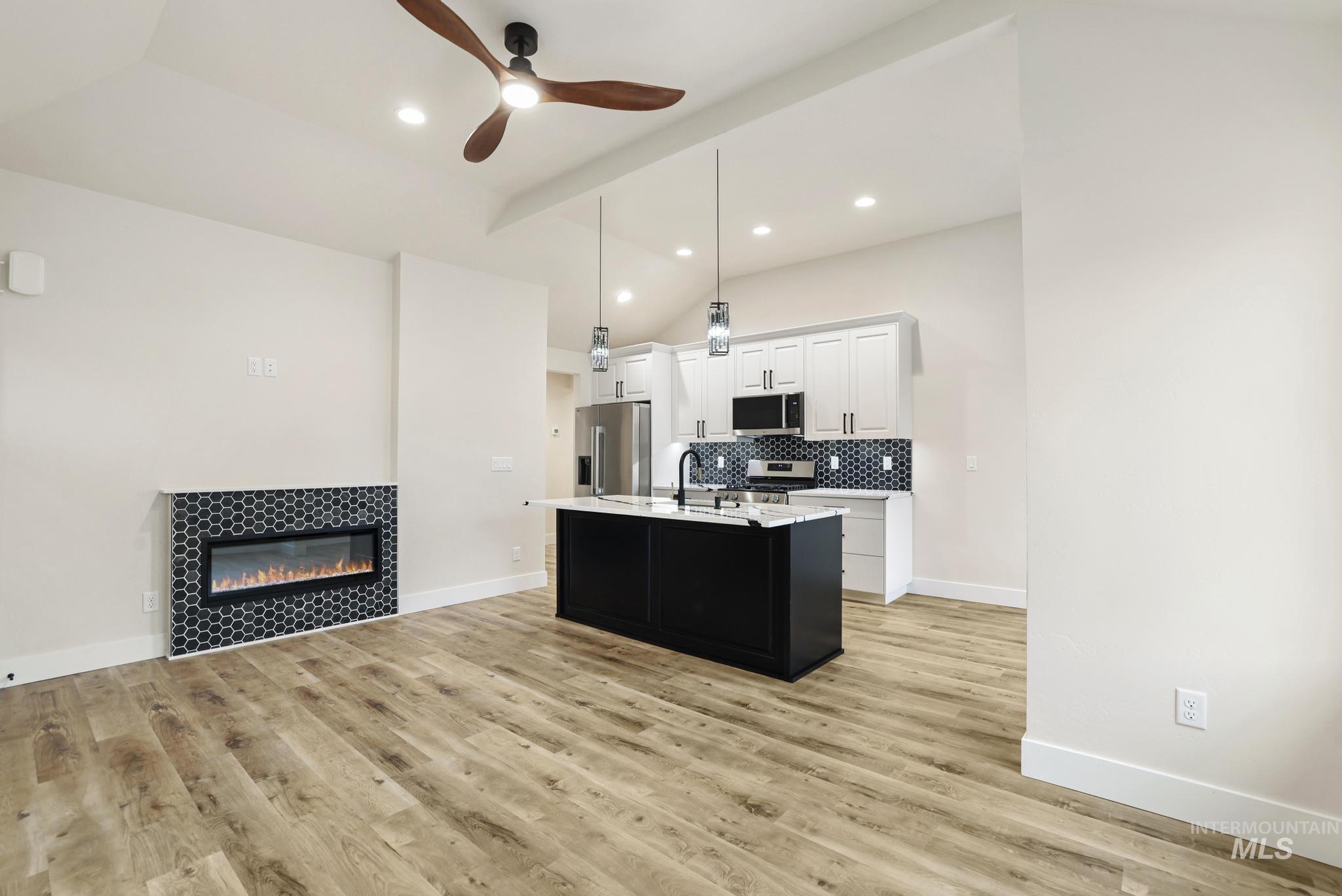 304 Van Buren, Twin Falls, Idaho 83301, 3 Bedrooms, 2 Bathrooms, Residential For Sale, Price $329,900, 98997671
