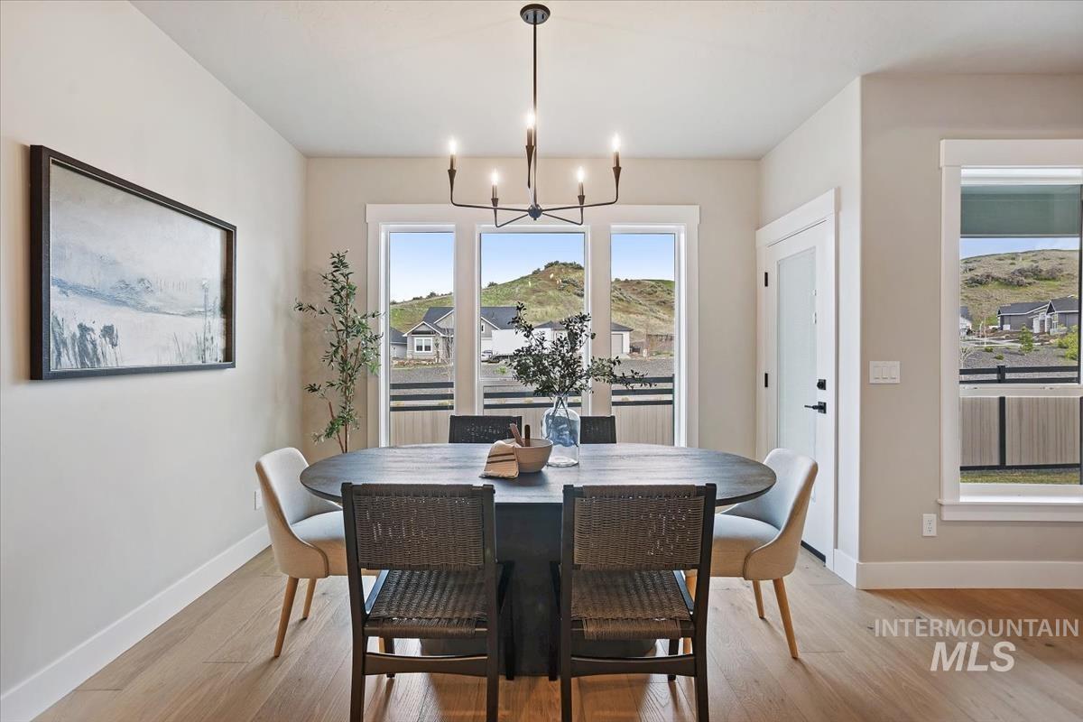 2130 E Rodeo St., Kuna, Idaho 83634, 3 Bedrooms, 2 Bathrooms, Residential For Sale, Price $579,880, 98997674