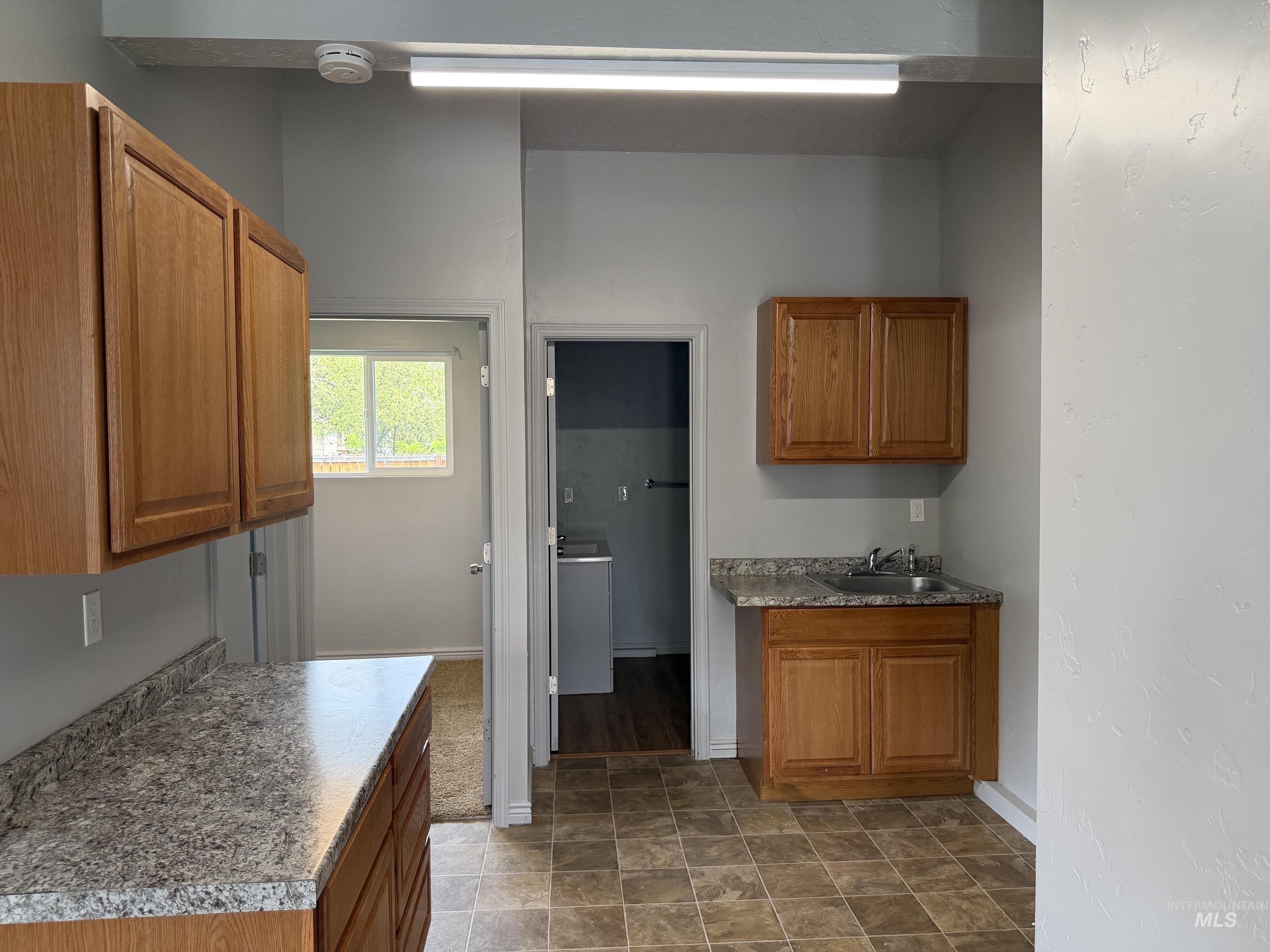 1309 SW 11th Ave, Ontario, Oregon 97914, 5 Bedrooms, 3 Bathrooms, Residential For Sale, Price $339,900, 98997676