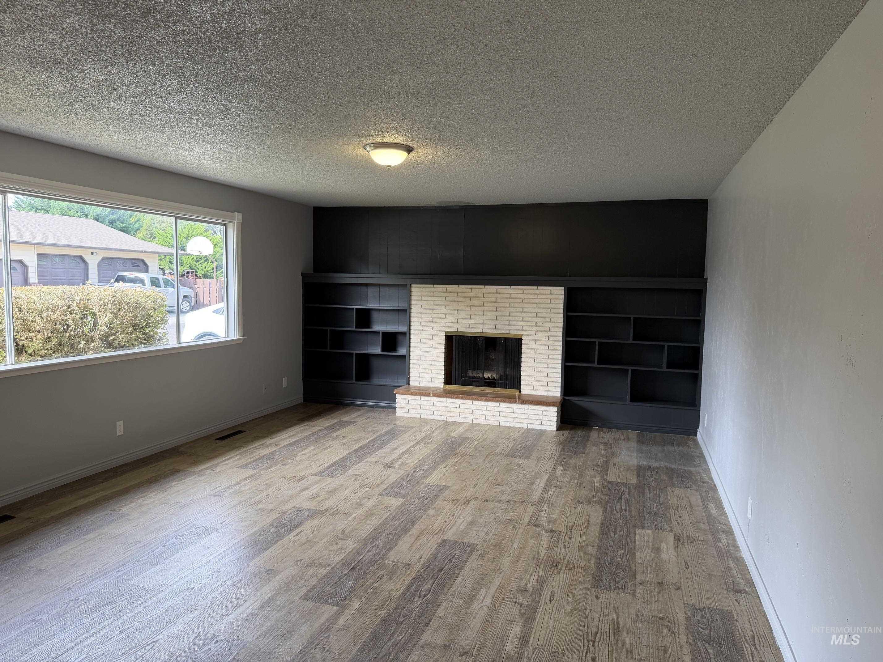 1309 SW 11th Ave, Ontario, Oregon 97914, 5 Bedrooms, 3 Bathrooms, Residential For Sale, Price $339,900, 98997676