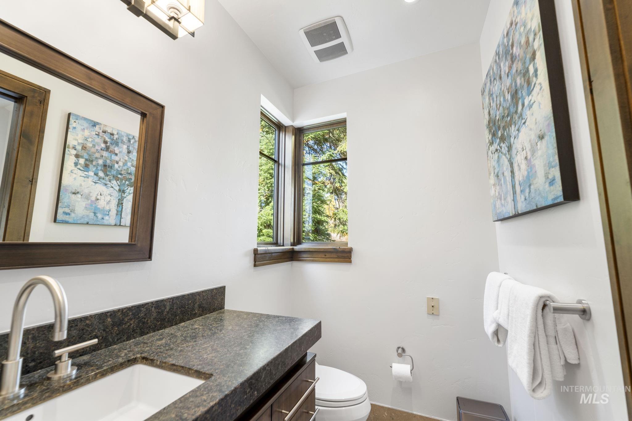 16 Steelhead Court, Donnelly, Idaho 83615, 3 Bedrooms, 3.5 Bathrooms, Residential For Sale, Price $2,225,000, 98997680