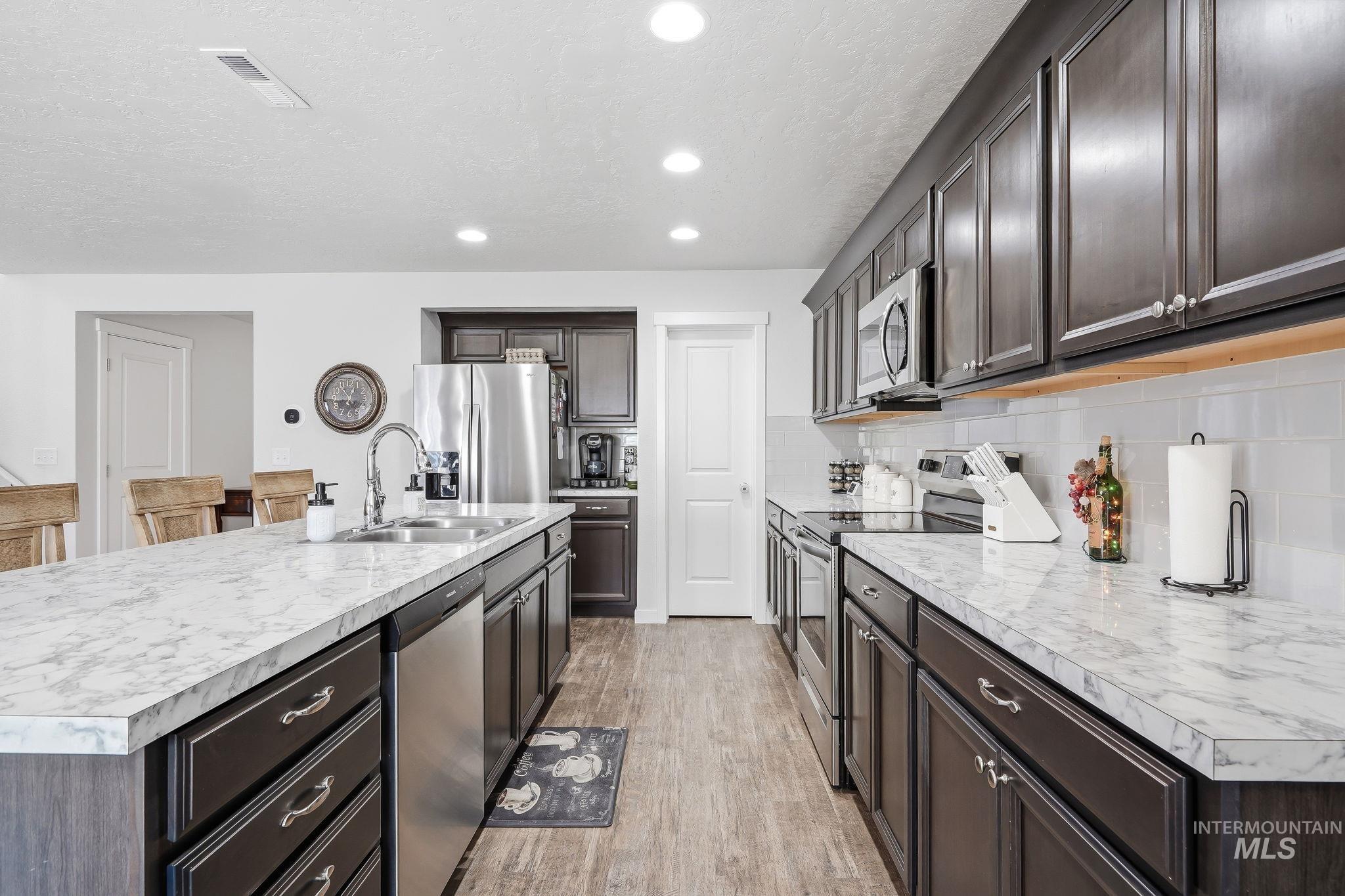 16842 Bethany Ave, Caldwell, Idaho 83607, 4 Bedrooms, 2.5 Bathrooms, Residential For Sale, Price $470,000, 98997687