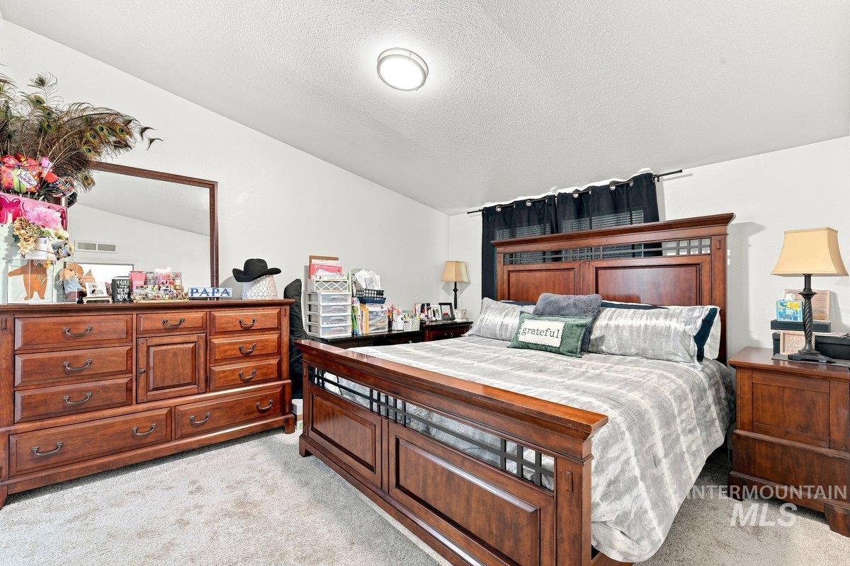 4019 SQUALL VALLEY DR, Nampa, Idaho 83687, 3 Bedrooms, 2 Bathrooms, Residential For Sale, Price $150,000,MLS 98997695