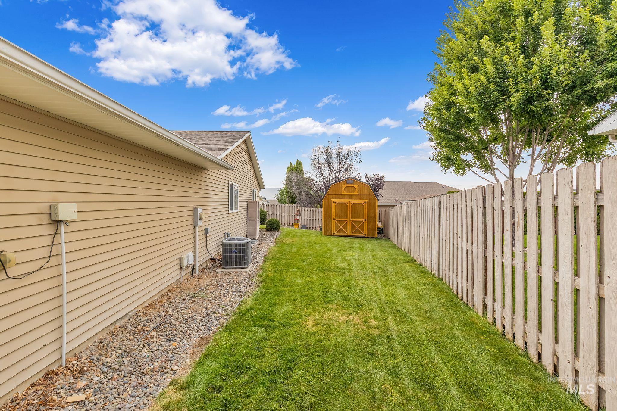 907 Magnolia St, Lewiston, Idaho 83501, 3 Bedrooms, 2 Bathrooms, Residential For Sale, Price $469,000,MLS 98997697