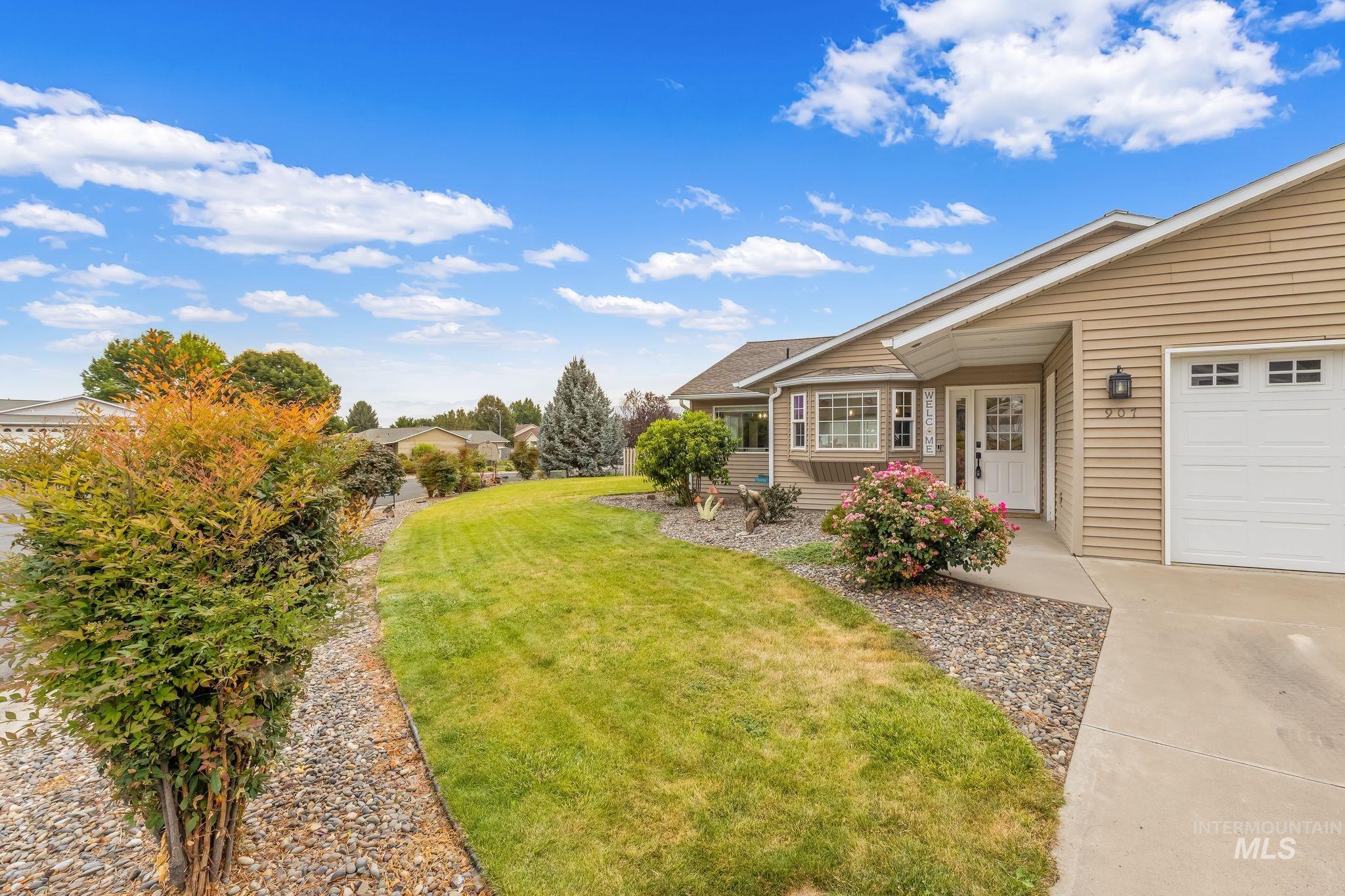 907 Magnolia St, Lewiston, Idaho 83501, 3 Bedrooms, 2 Bathrooms, Residential For Sale, Price $469,000,MLS 98997697