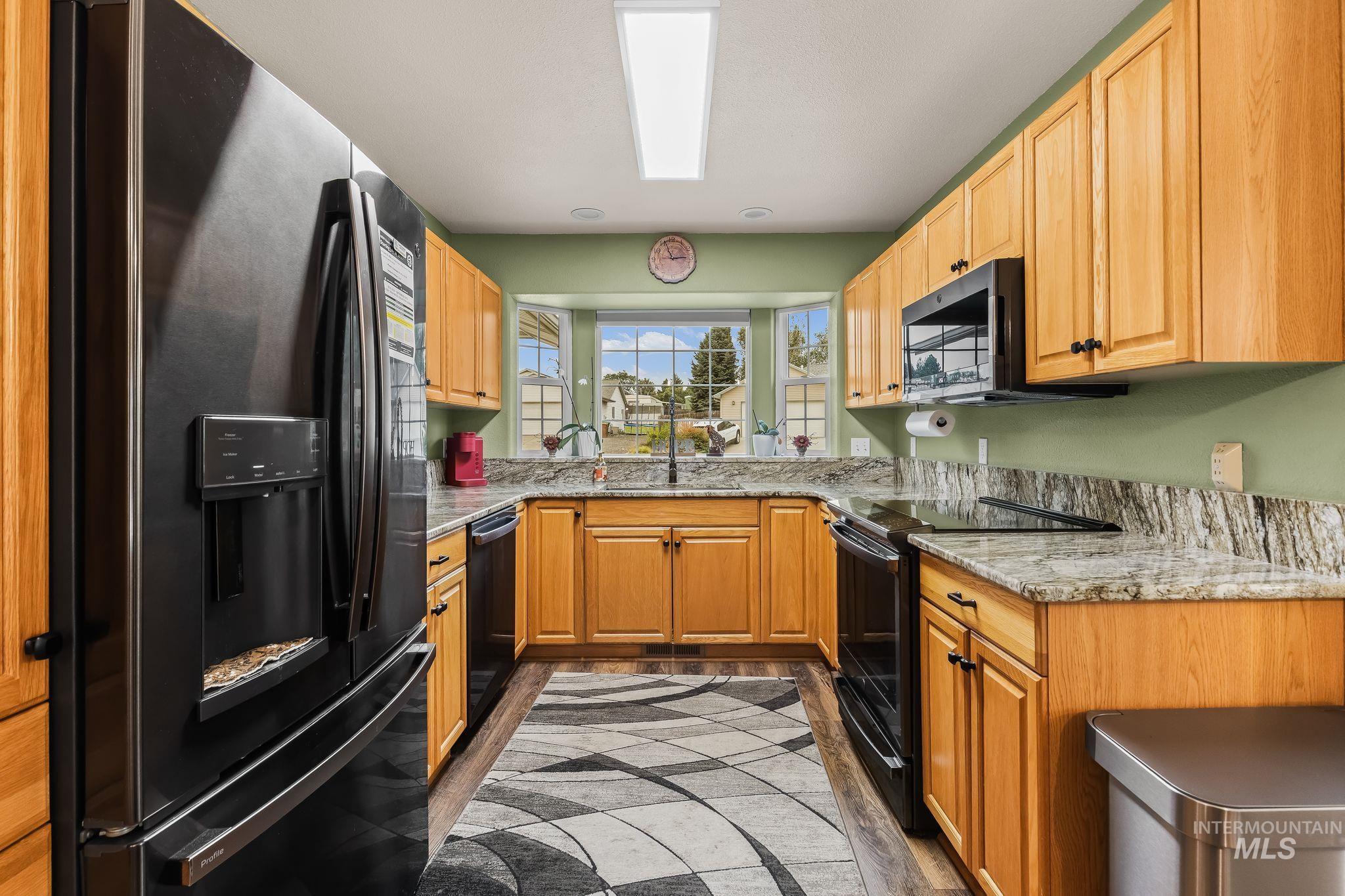 907 Magnolia St, Lewiston, Idaho 83501, 3 Bedrooms, 2 Bathrooms, Residential For Sale, Price $469,000,MLS 98997697