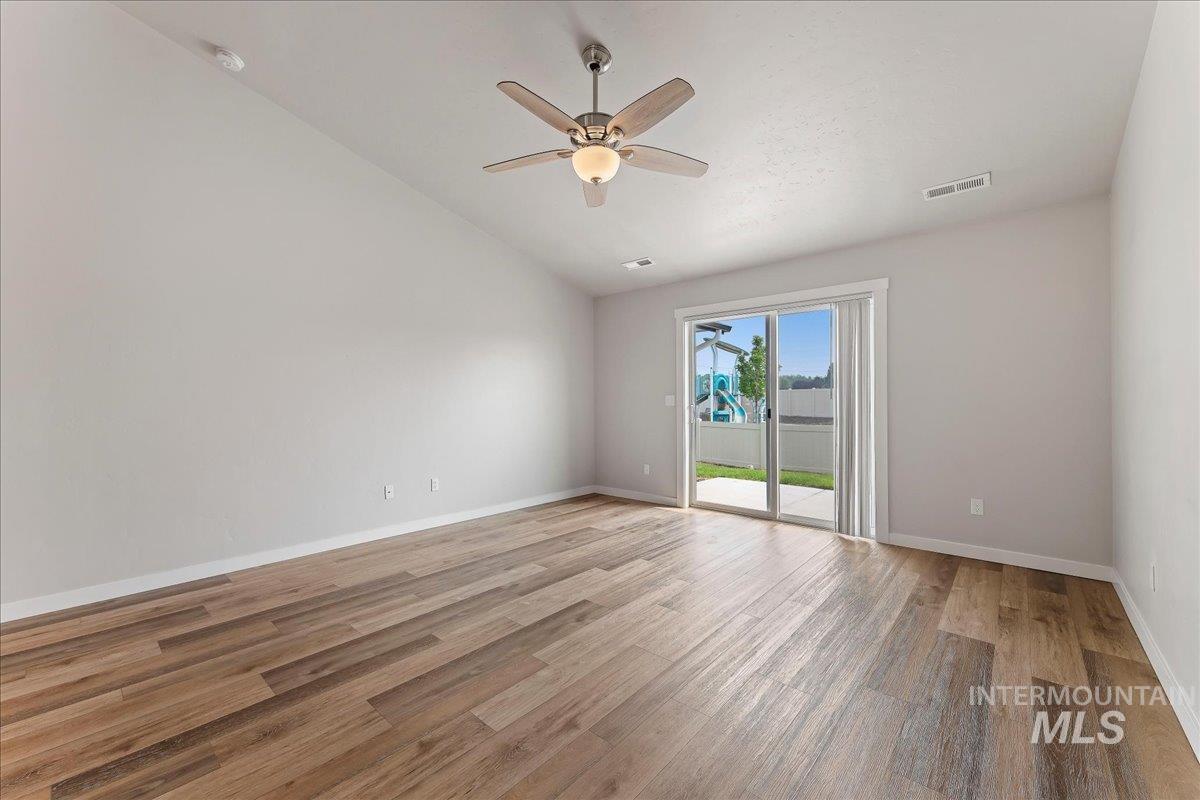 3068 S Green Forest Way, Boise, Idaho 83709, 3 Bedrooms, 2 Bathrooms, Residential For Sale, Price $399,990,MLS 98997698