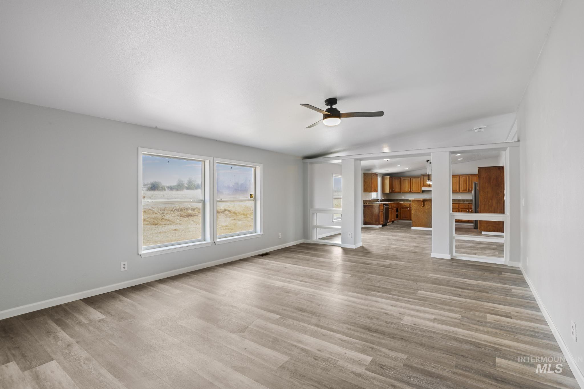 60 E 590 N, Shoshone, Idaho 83352, 3 Bedrooms, 2 Bathrooms, Residential For Sale, Price $400,000,MLS 98997699
