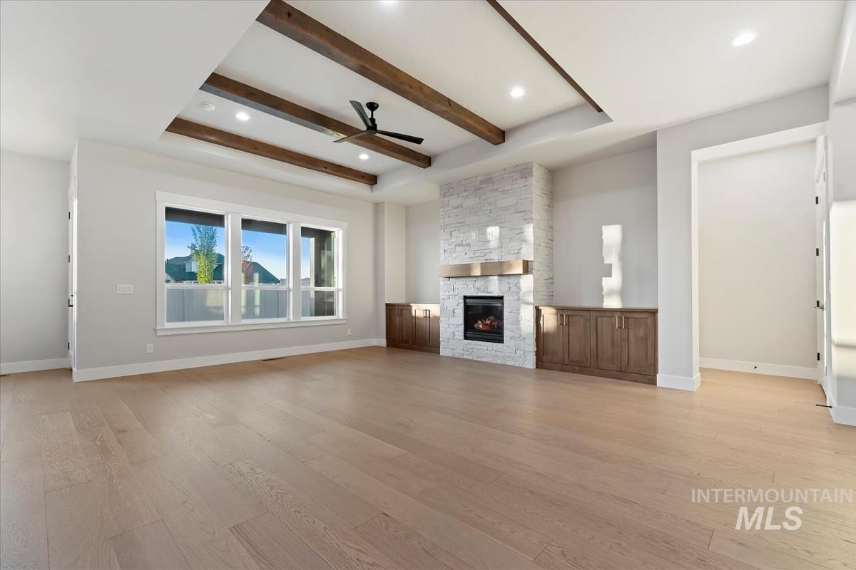 10887 W Lahinch Ln, Kuna, Idaho 83634, 4 Bedrooms, 3.5 Bathrooms, Residential For Sale, Price $639,880,MLS 98997700