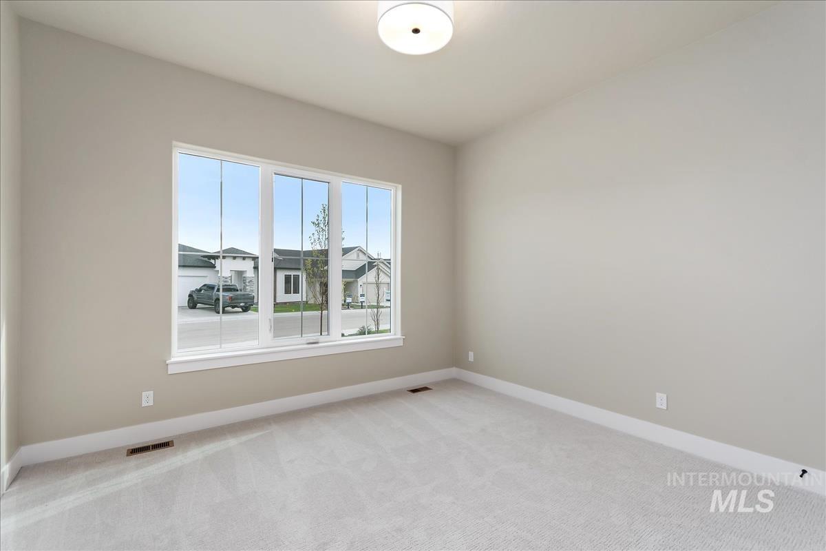 10887 W Lahinch Ln, Kuna, Idaho 83634, 3 Bedrooms, 2.5 Bathrooms, Residential For Sale, Price $639,880, 98997700