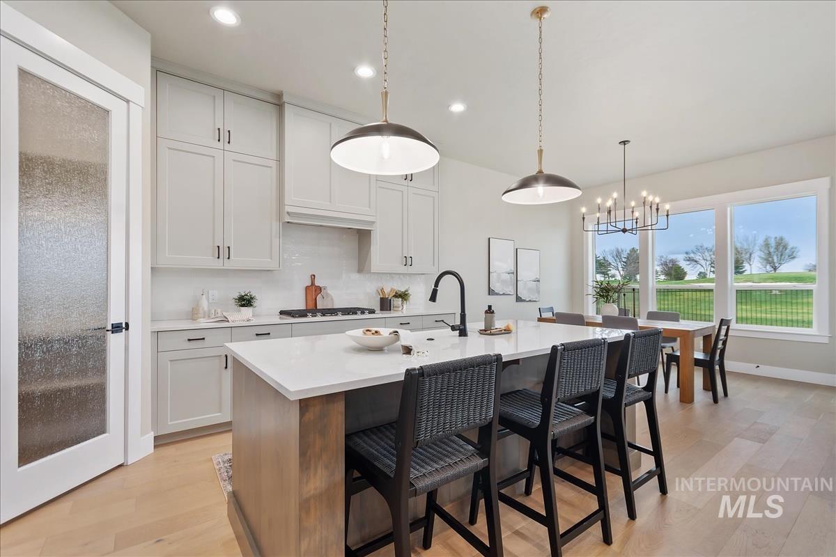 10887 W Lahinch Ln, Kuna, Idaho 83634, 3 Bedrooms, 2.5 Bathrooms, Residential For Sale, Price $639,880, 98997700
