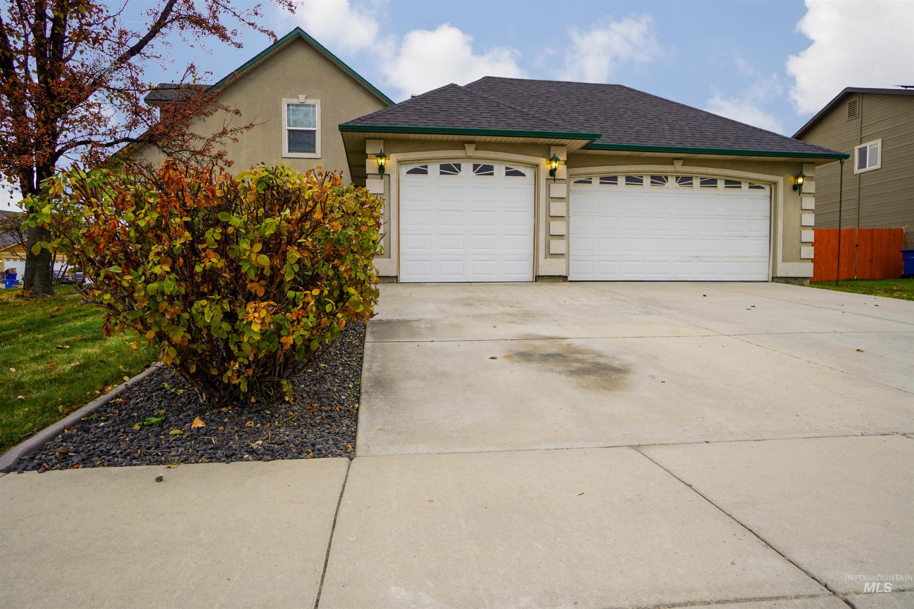 11565 W Zachary, Nampa, Idaho 83651, 5 Bedrooms, 3 Bathrooms, Residential For Sale, Price $549,900,MLS 98997702