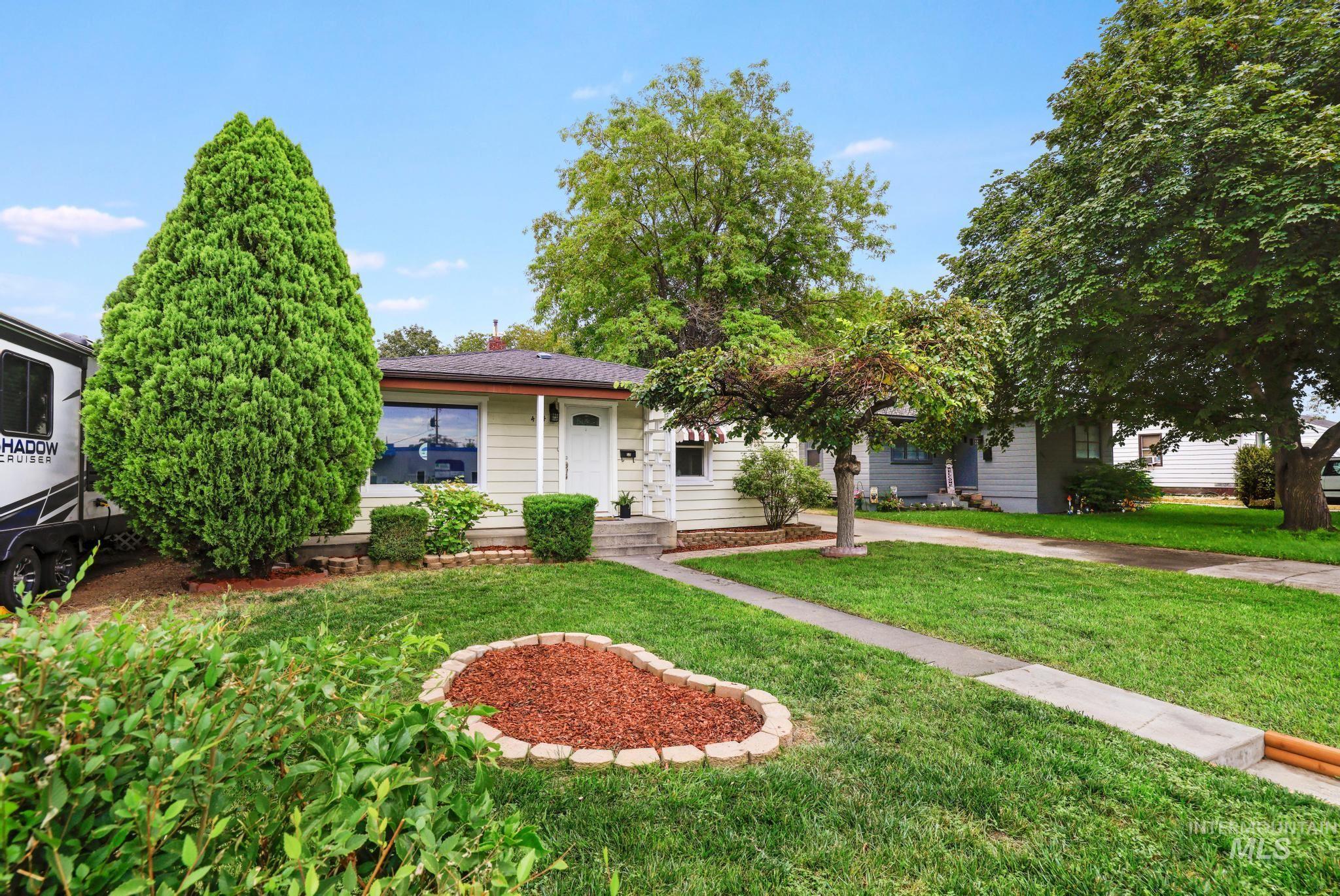 474 Polk St., Twin Falls, Idaho 83301, 2 Bedrooms, 1 Bathroom, Residential For Sale, Price $269,000,MLS 98997705