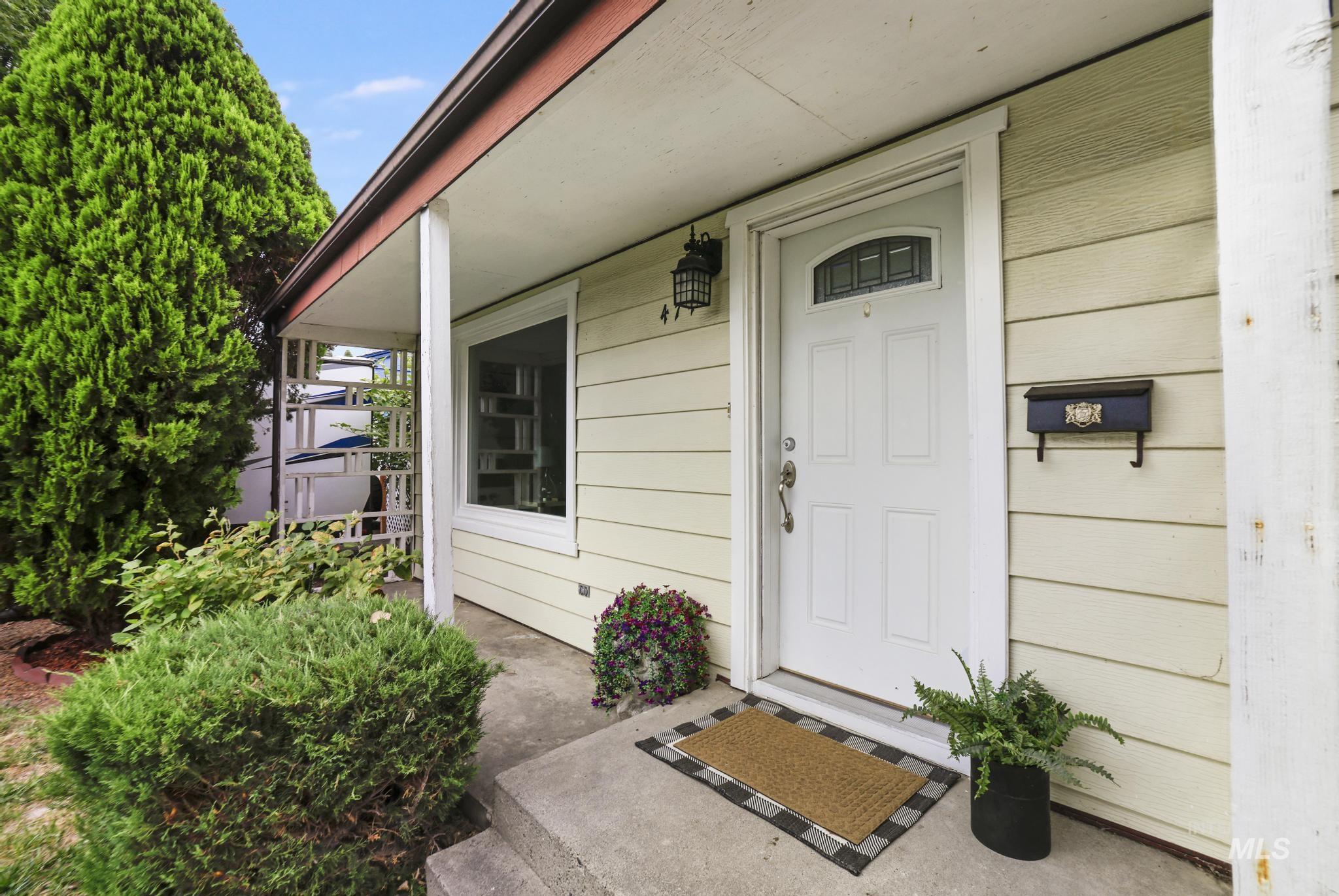 474 Polk St., Twin Falls, Idaho 83301, 2 Bedrooms, 1 Bathroom, Residential For Sale, Price $269,000,MLS 98997705