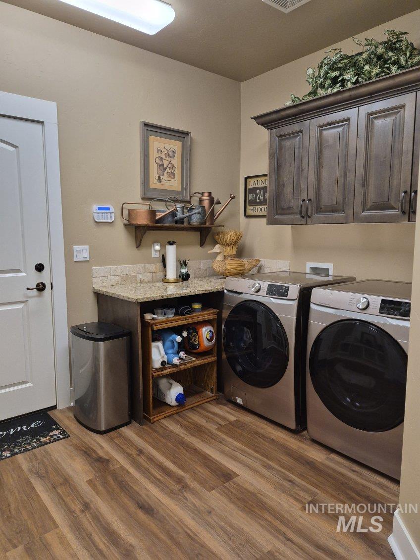 4721 Middlesboro, Caldwell, Idaho 83607, 4 Bedrooms, 2 Bathrooms, Residential For Sale, Price $689,000,MLS 98997708