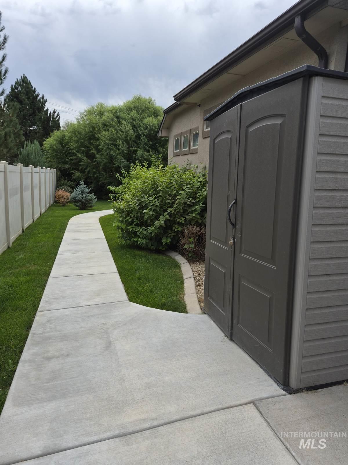 4721 Middlesboro, Caldwell, Idaho 83607, 4 Bedrooms, 2 Bathrooms, Residential For Sale, Price $689,000,MLS 98997708