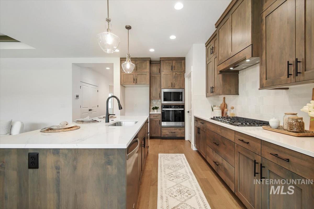 10851 W Lahinch Ln, Kuna, Idaho 83634, 3 Bedrooms, 2 Bathrooms, Residential For Sale, Price $589,880,MLS 98997713
