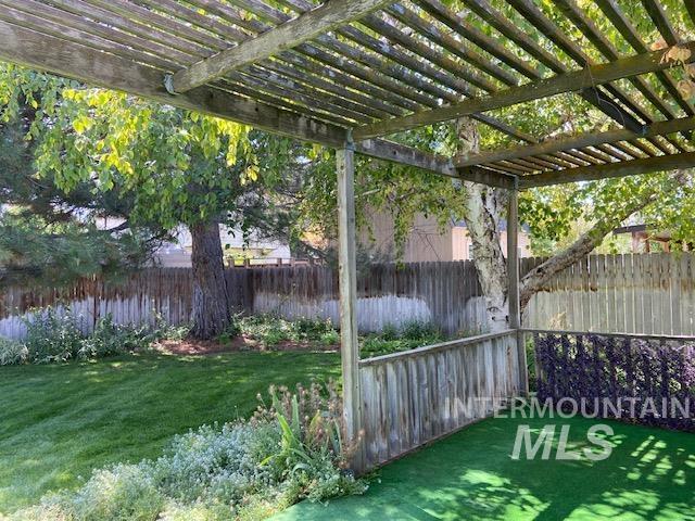 1530 Targhee Drive, Twin Falls, Idaho 83301, 3 Bedrooms, 2 Bathrooms, Residential For Sale, Price $350,000,MLS 98997714
