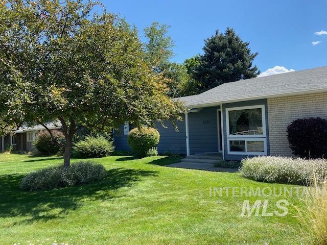 1530 Targhee Drive, Twin Falls, Idaho 83301, 3 Bedrooms, 2 Bathrooms, Residential For Sale, Price $350,000,MLS 98997714