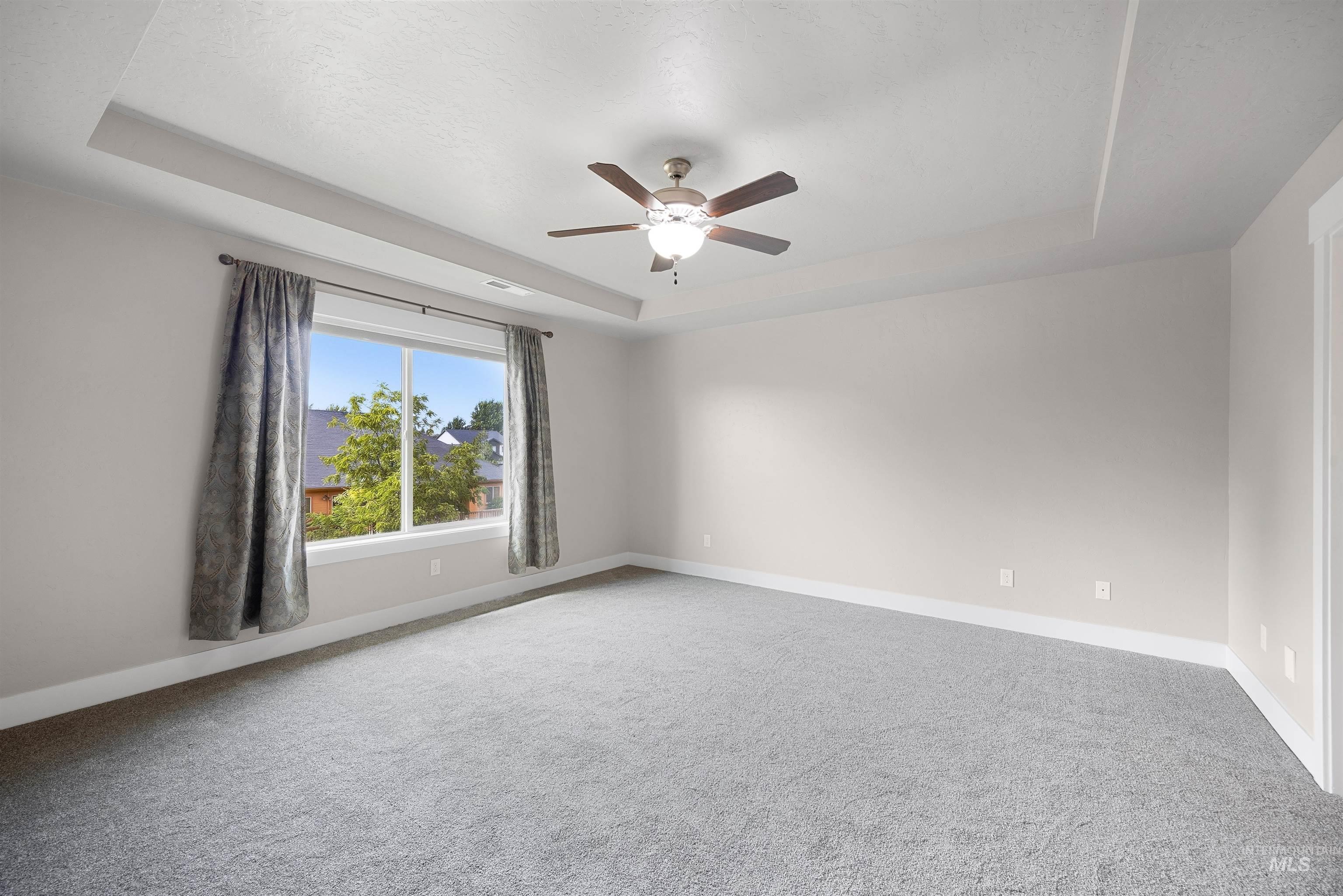 10049 W Chino Dr, Star, Idaho 83669, 4 Bedrooms, 3 Bathrooms, Residential For Sale, Price $609,900,MLS 98997715