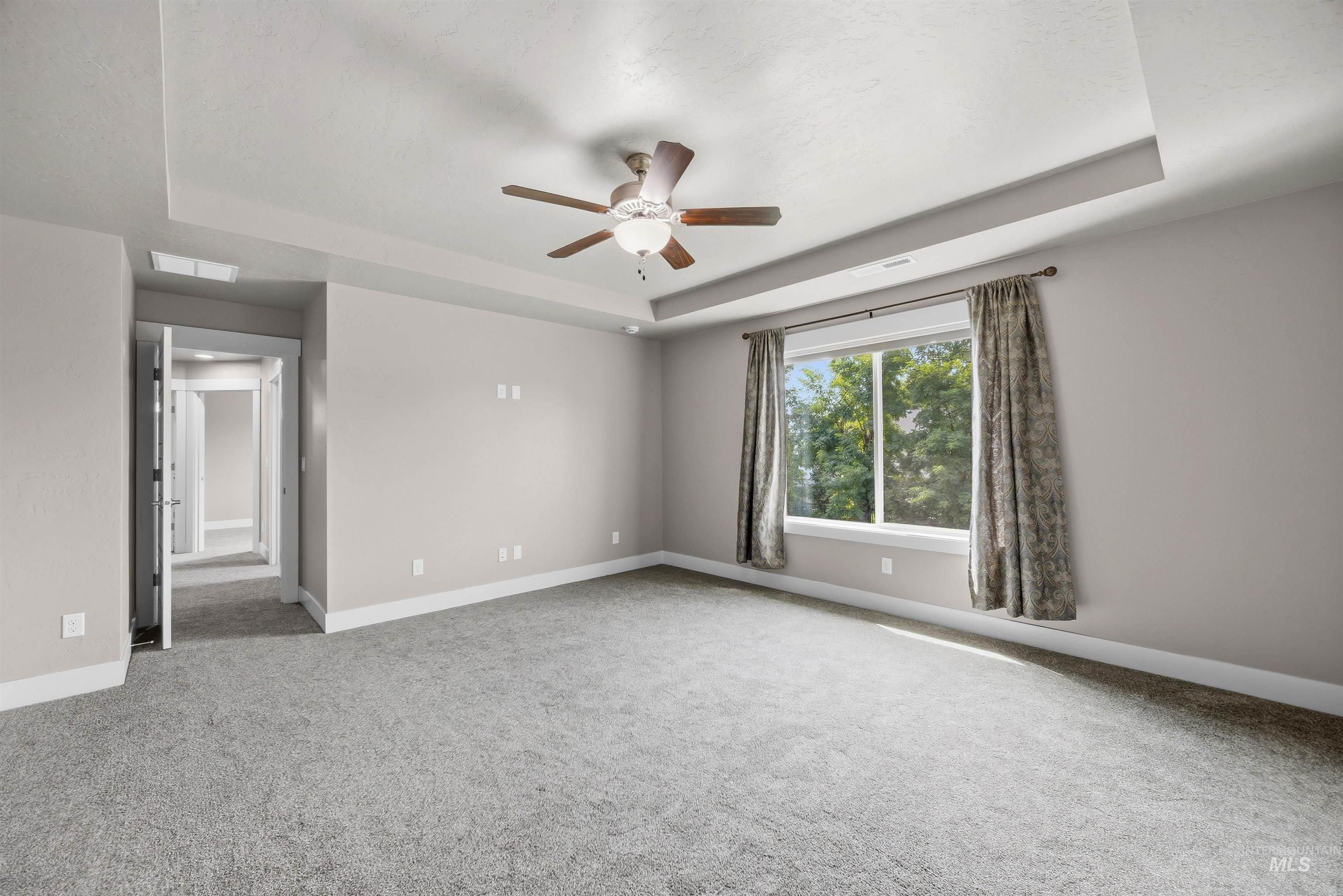 10049 W Chino Dr, Star, Idaho 83669, 4 Bedrooms, 3 Bathrooms, Residential For Sale, Price $609,900,MLS 98997715