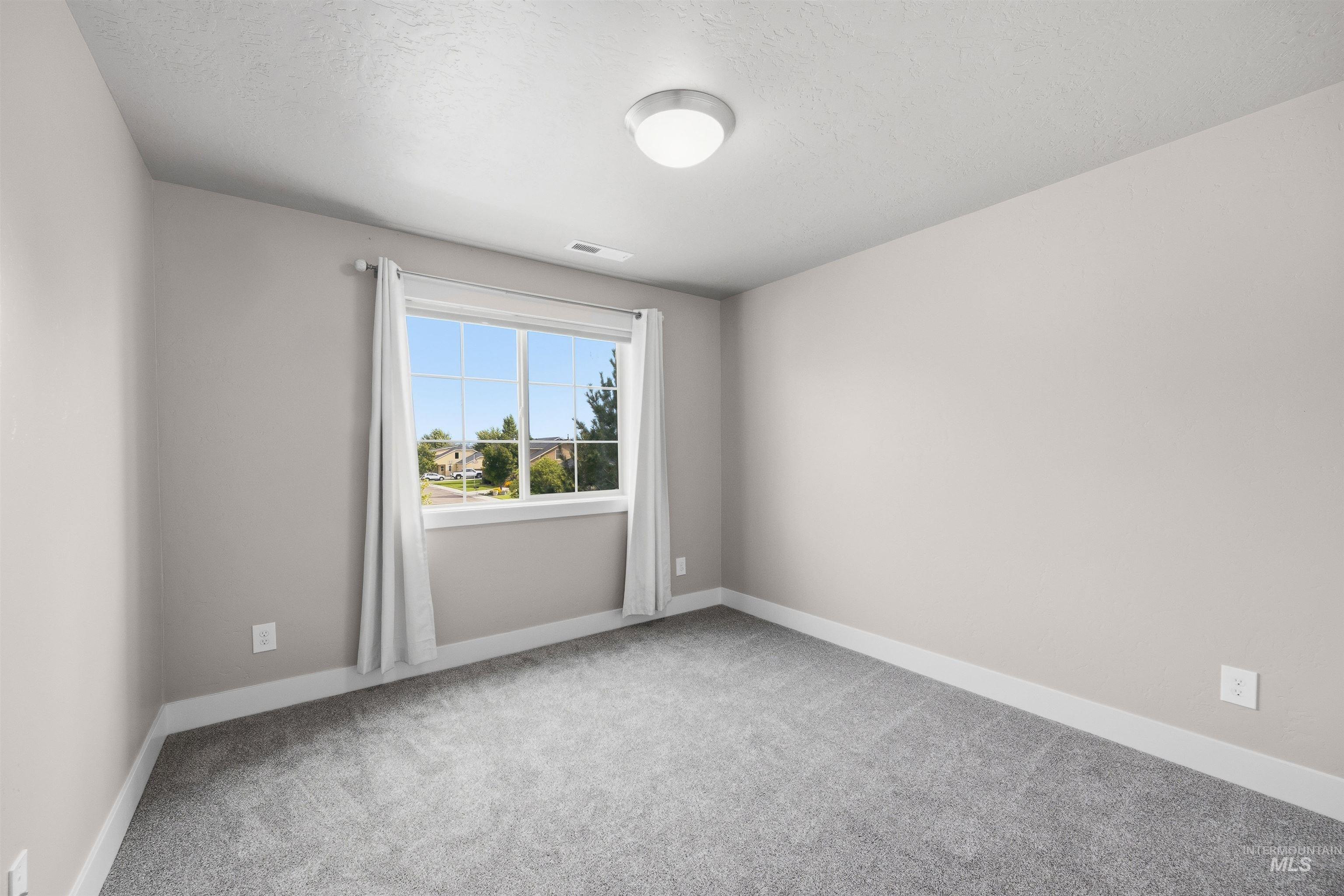 10049 W Chino Dr, Star, Idaho 83669, 4 Bedrooms, 3 Bathrooms, Residential For Sale, Price $609,900,MLS 98997715