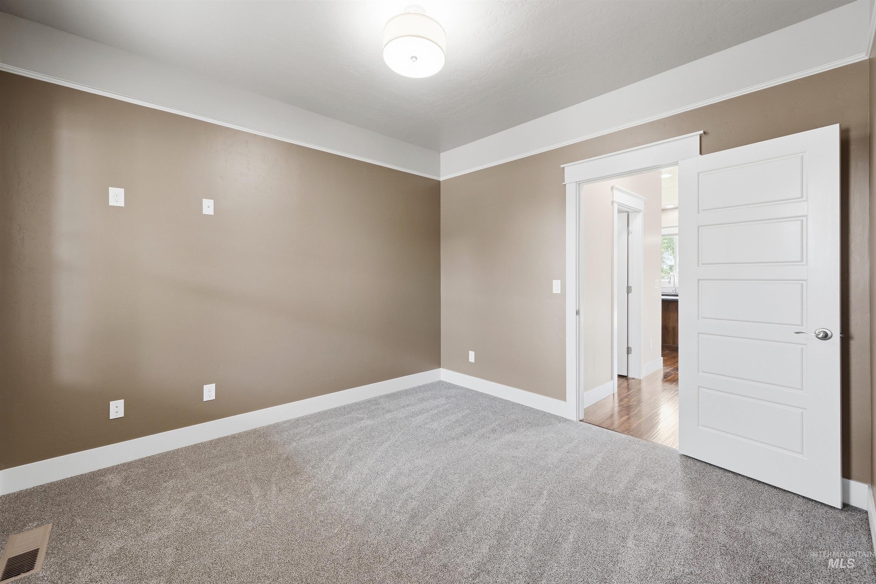 10049 W Chino Dr, Star, Idaho 83669, 4 Bedrooms, 3 Bathrooms, Residential For Sale, Price $609,900,MLS 98997715