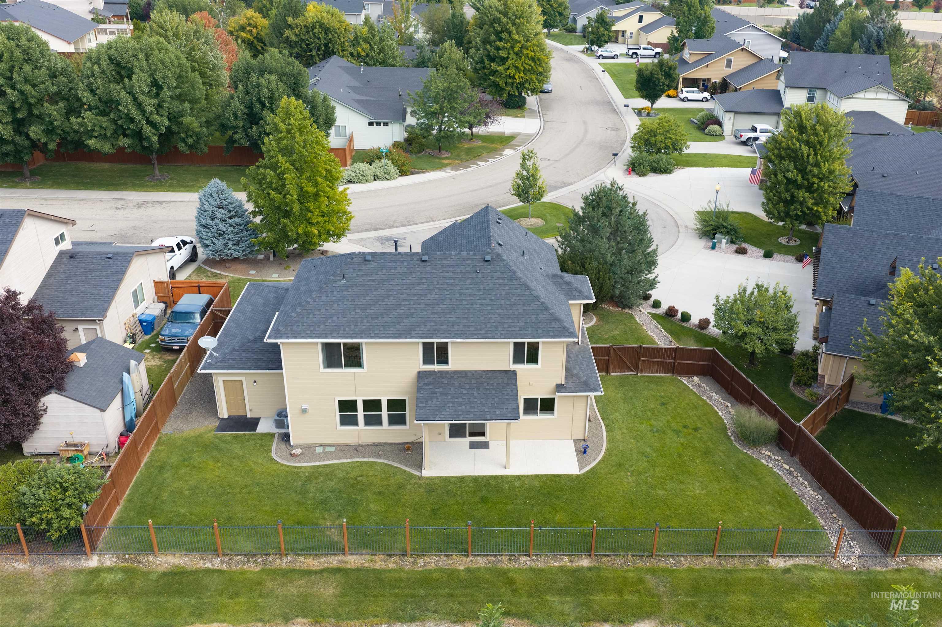 10049 W Chino Dr, Star, Idaho 83669, 4 Bedrooms, 3 Bathrooms, Residential For Sale, Price $609,900,MLS 98997715