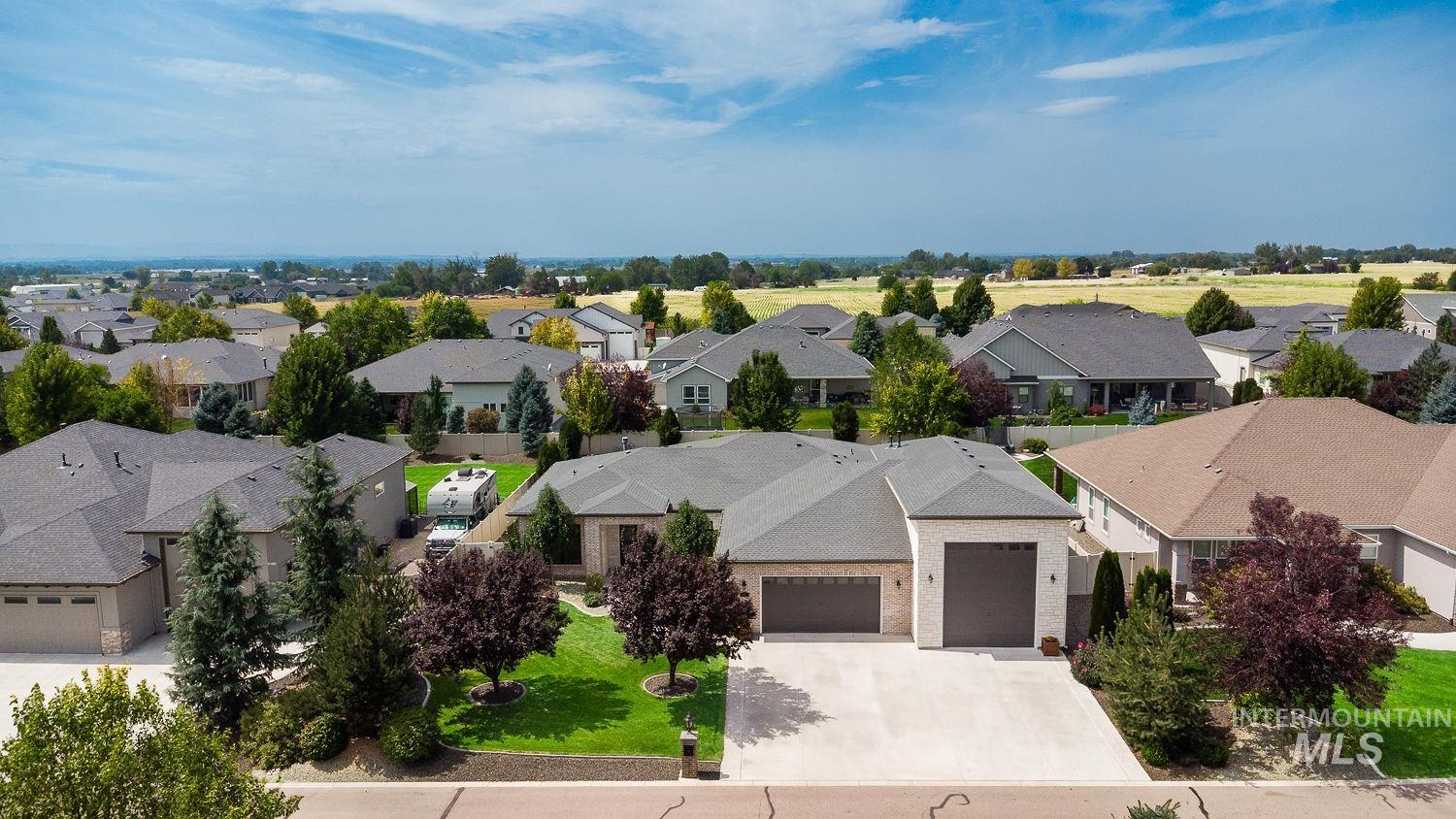 277 Dudley Ln., Nampa, Idaho 83687, 3 Bedrooms, 2.5 Bathrooms, Residential For Sale, Price $849,000,MLS 98997718