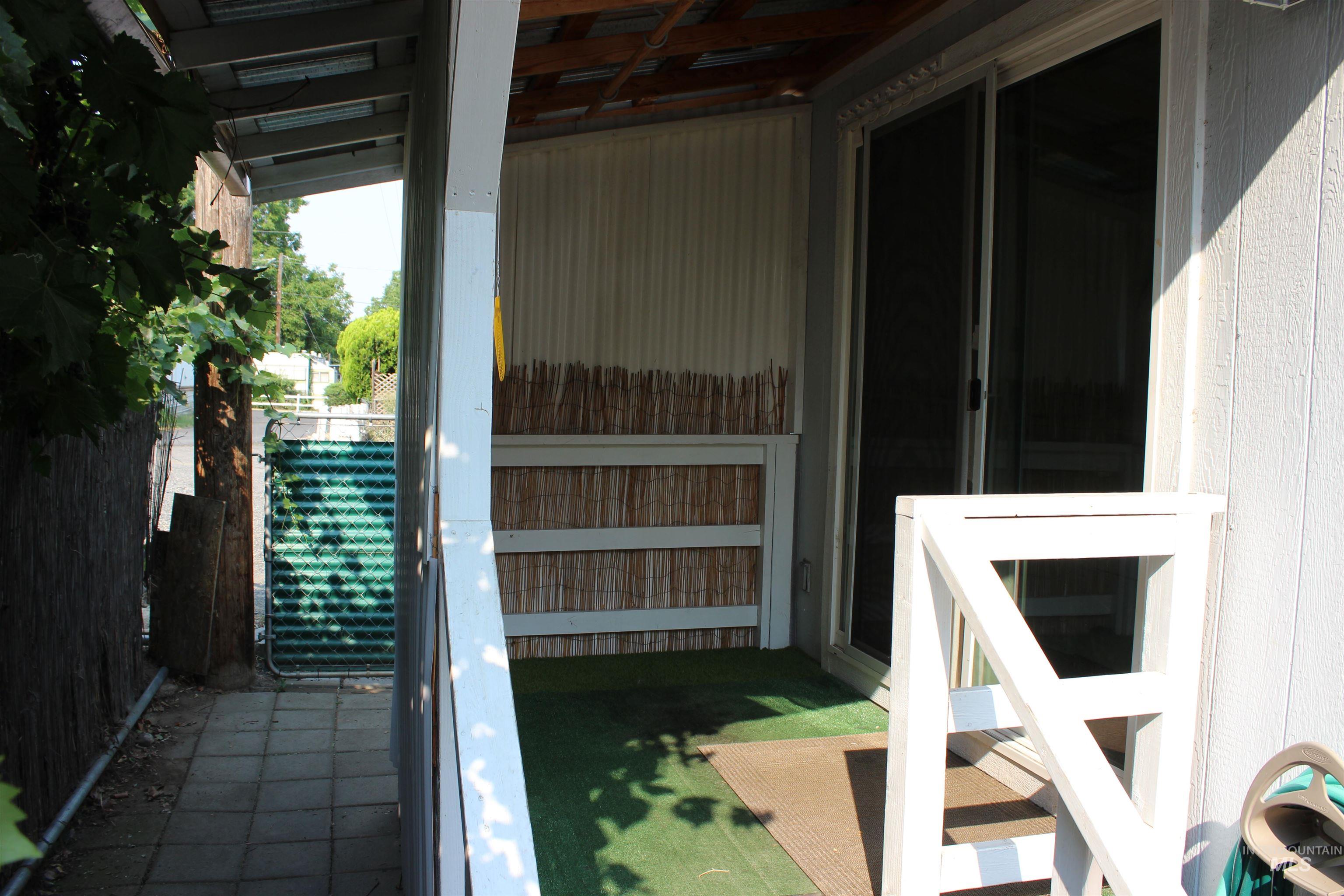 631 Preston Avenue, Lewiston, Idaho 83501, 2 Bedrooms, 1.5 Bathrooms, Residential For Sale, Price $88,999,MLS 98997720