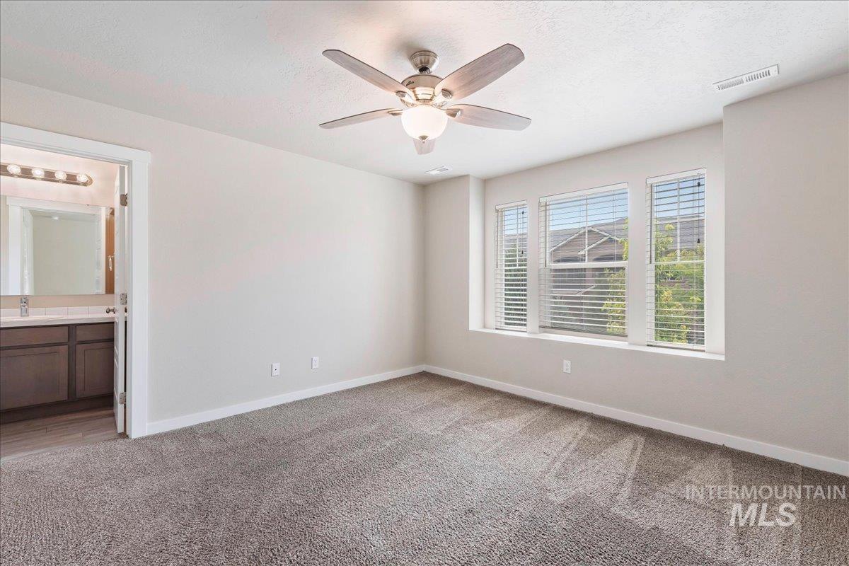 2488 E Blue Tick Street, Meridian, Idaho 83642, 2 Bedrooms, 2.5 Bathrooms, Residential For Sale, Price $374,990,MLS 98997725