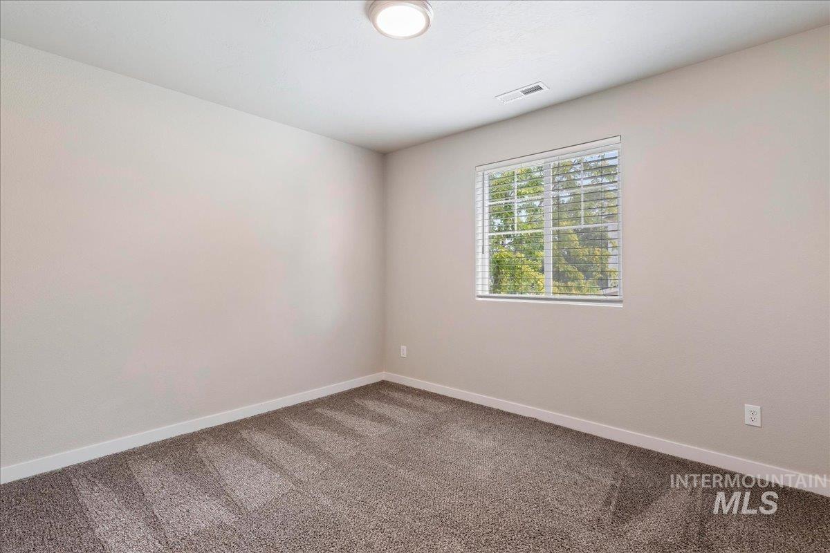 2488 E Blue Tick Street, Meridian, Idaho 83642, 2 Bedrooms, 2.5 Bathrooms, Residential For Sale, Price $374,990,MLS 98997725