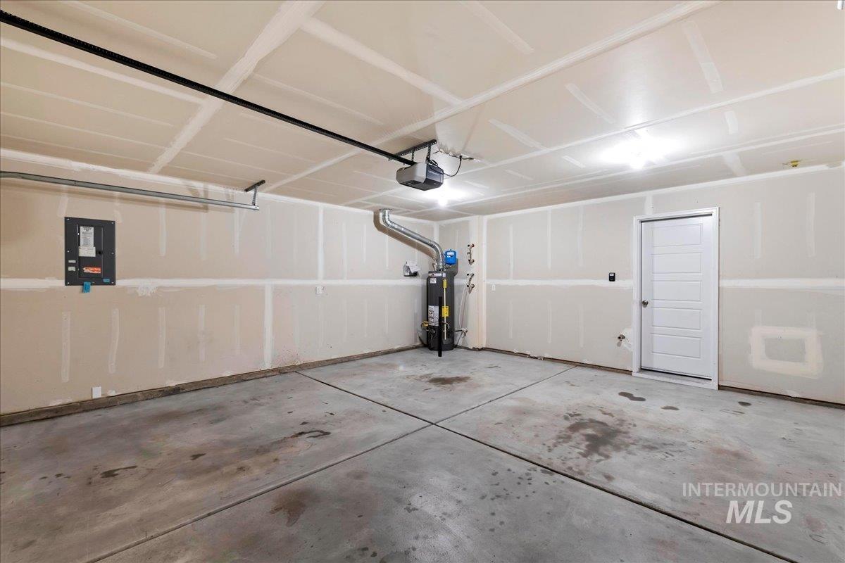 2488 E Blue Tick Street, Meridian, Idaho 83642, 2 Bedrooms, 2.5 Bathrooms, Residential For Sale, Price $374,990,MLS 98997725