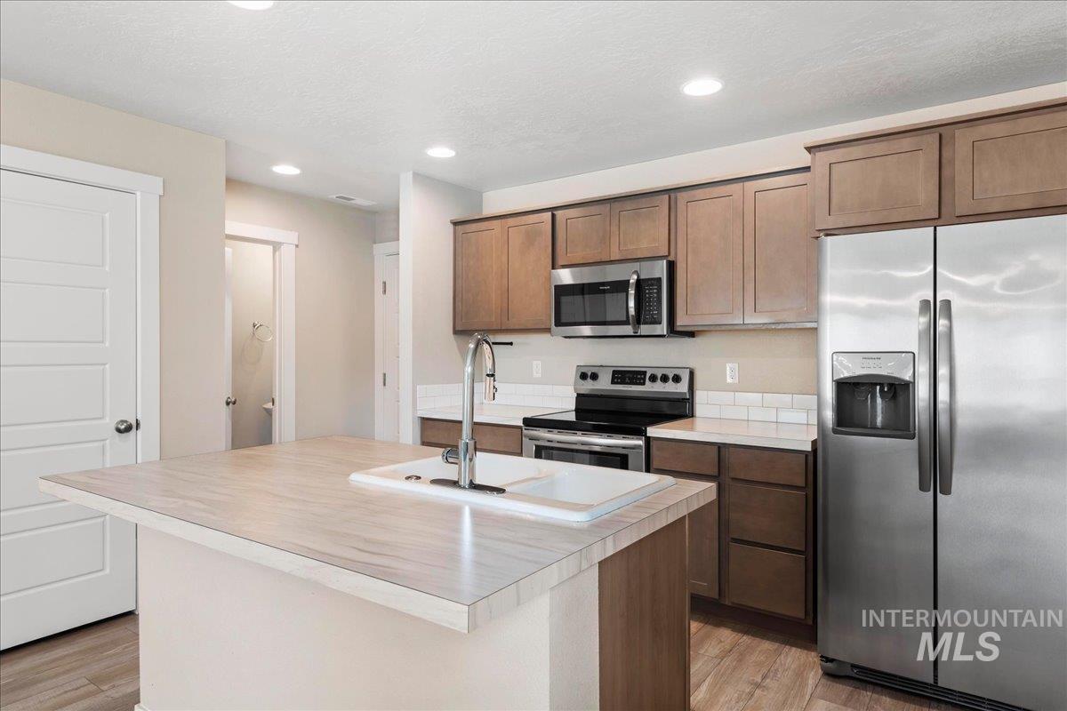 2488 E Blue Tick Street, Meridian, Idaho 83642, 2 Bedrooms, 2.5 Bathrooms, Residential For Sale, Price $374,990,MLS 98997725