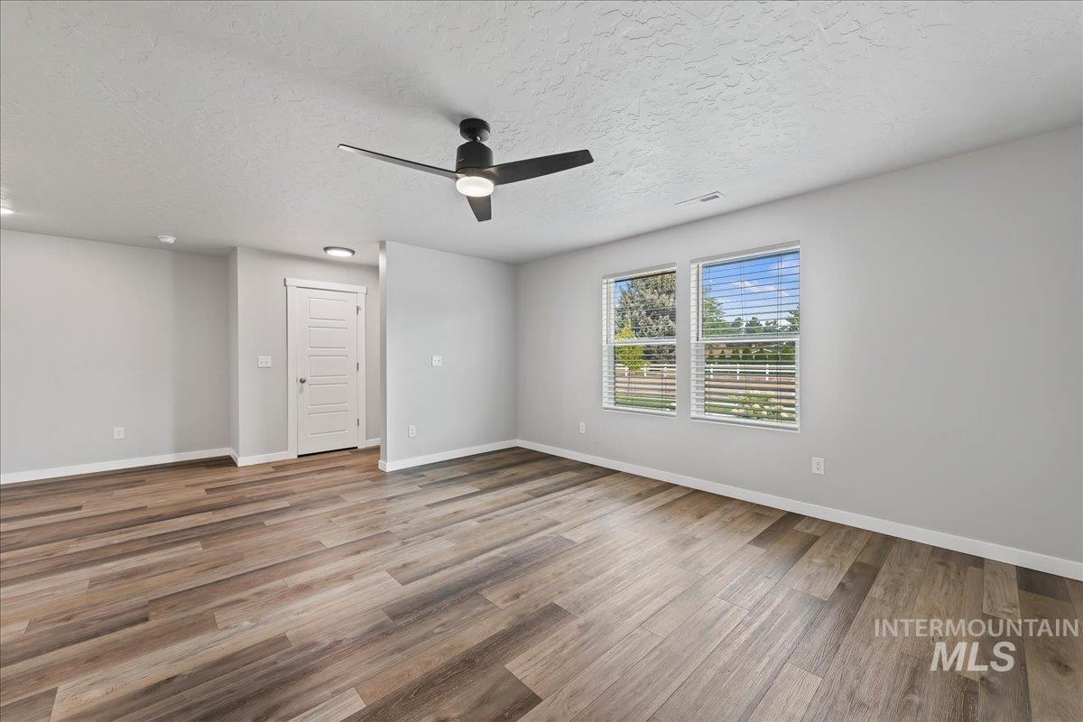 12535 W Victory Rd, Boise, Idaho 83709, 3 Bedrooms, 2.5 Bathrooms, Residential For Sale, Price $403,990,MLS 98997726