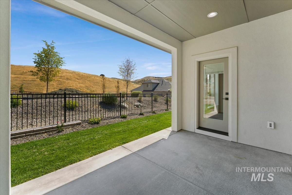 6616 N Good Dr, Eagle, Idaho 83629, 4 Bedrooms, 2 Bathrooms, Residential For Sale, Price $649,880,MLS 98997727
