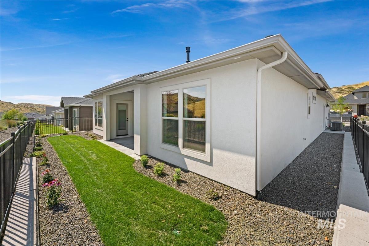 6616 N Good Dr, Eagle, Idaho 83629, 4 Bedrooms, 2 Bathrooms, Residential For Sale, Price $649,880,MLS 98997727