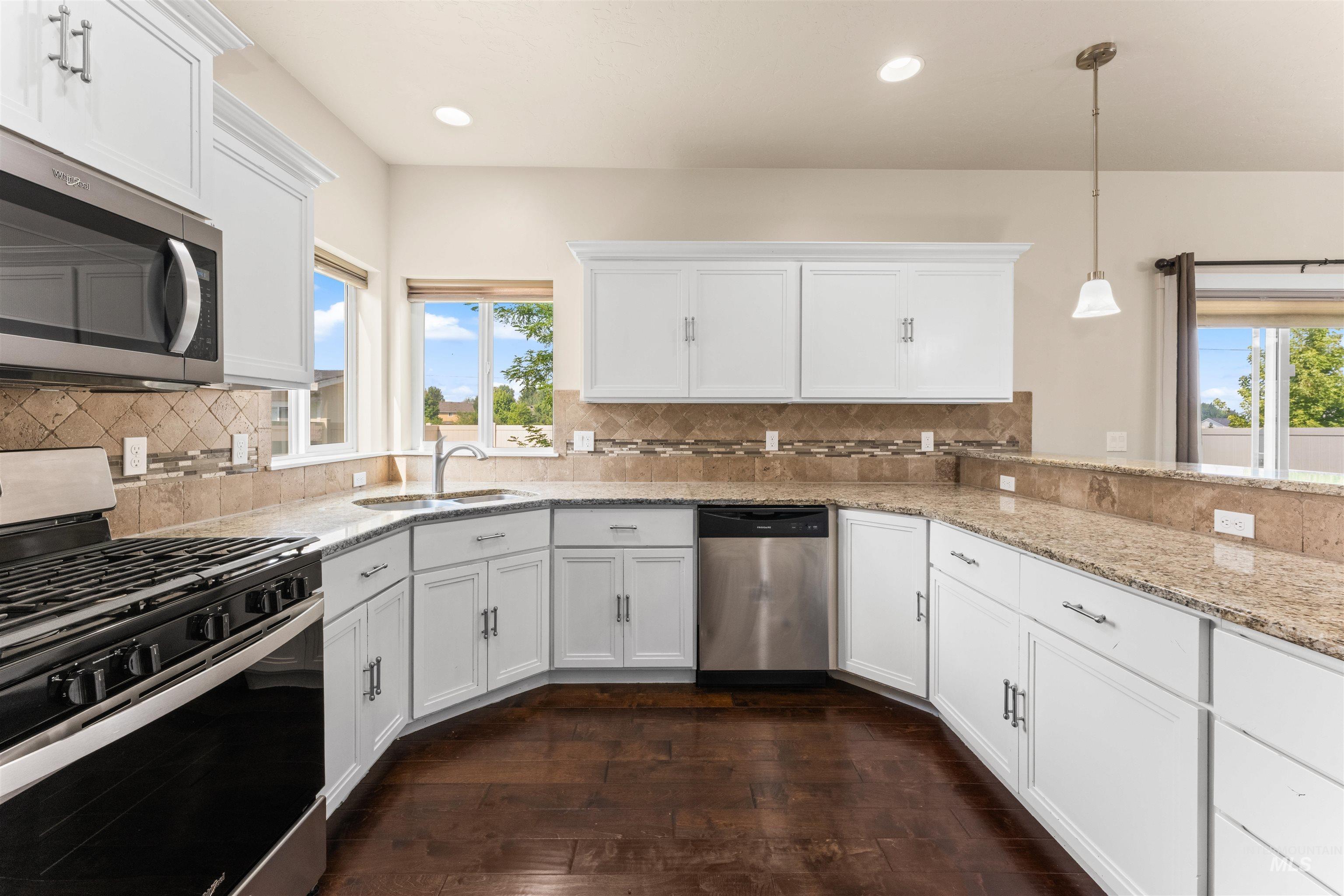 3341 S Arno Ave, Meridian, Idaho 83642, 4 Bedrooms, 2.5 Bathrooms, Residential For Sale, Price $567,700,MLS 98997729