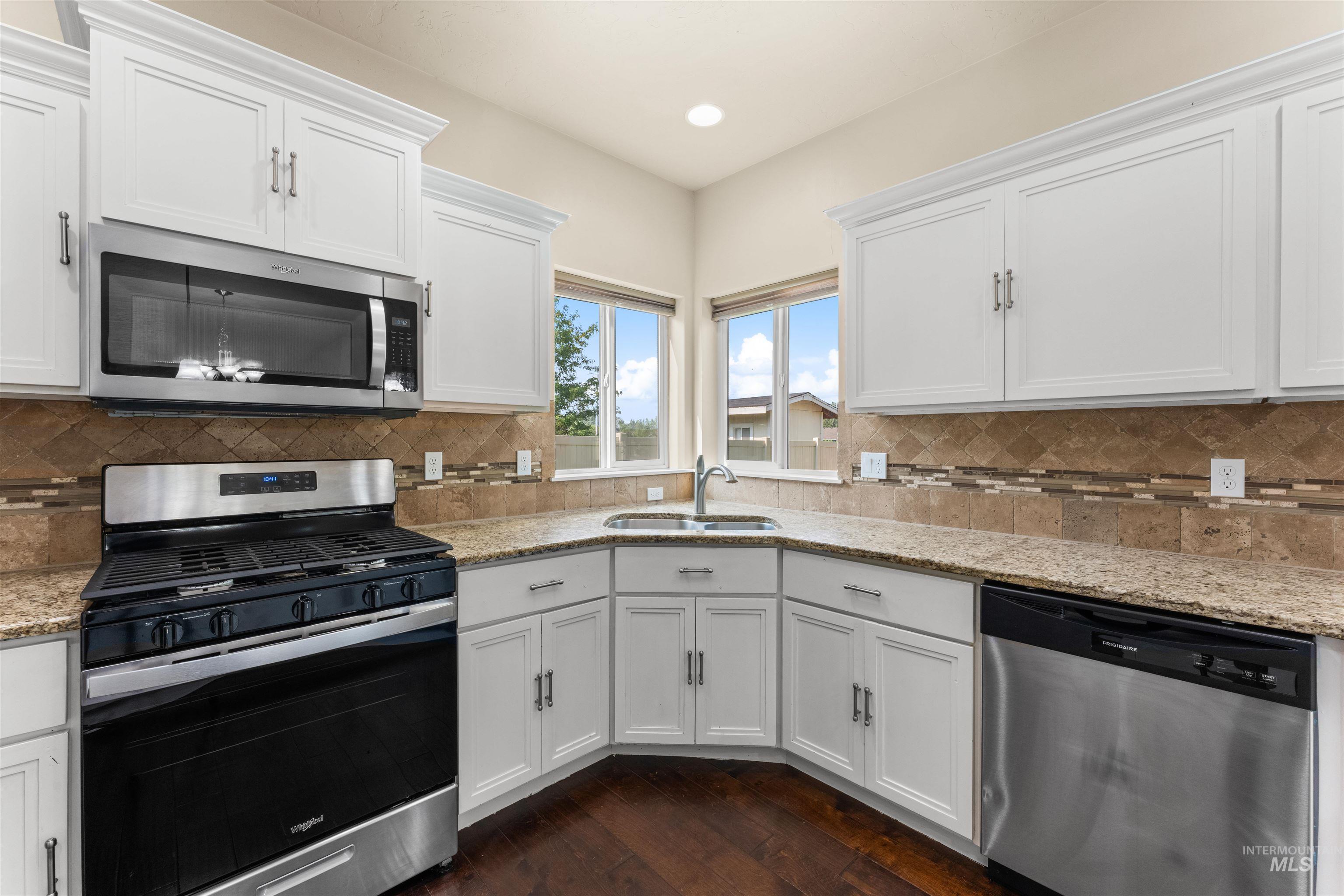 3341 S Arno Ave, Meridian, Idaho 83642, 4 Bedrooms, 2.5 Bathrooms, Residential For Sale, Price $567,700,MLS 98997729