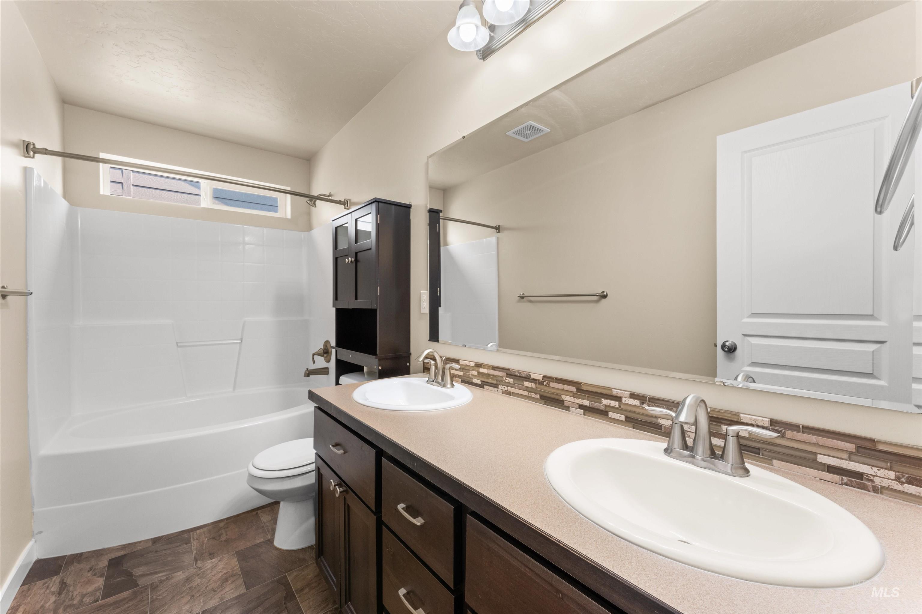 3341 S Arno Ave, Meridian, Idaho 83642, 4 Bedrooms, 2.5 Bathrooms, Residential For Sale, Price $567,700,MLS 98997729