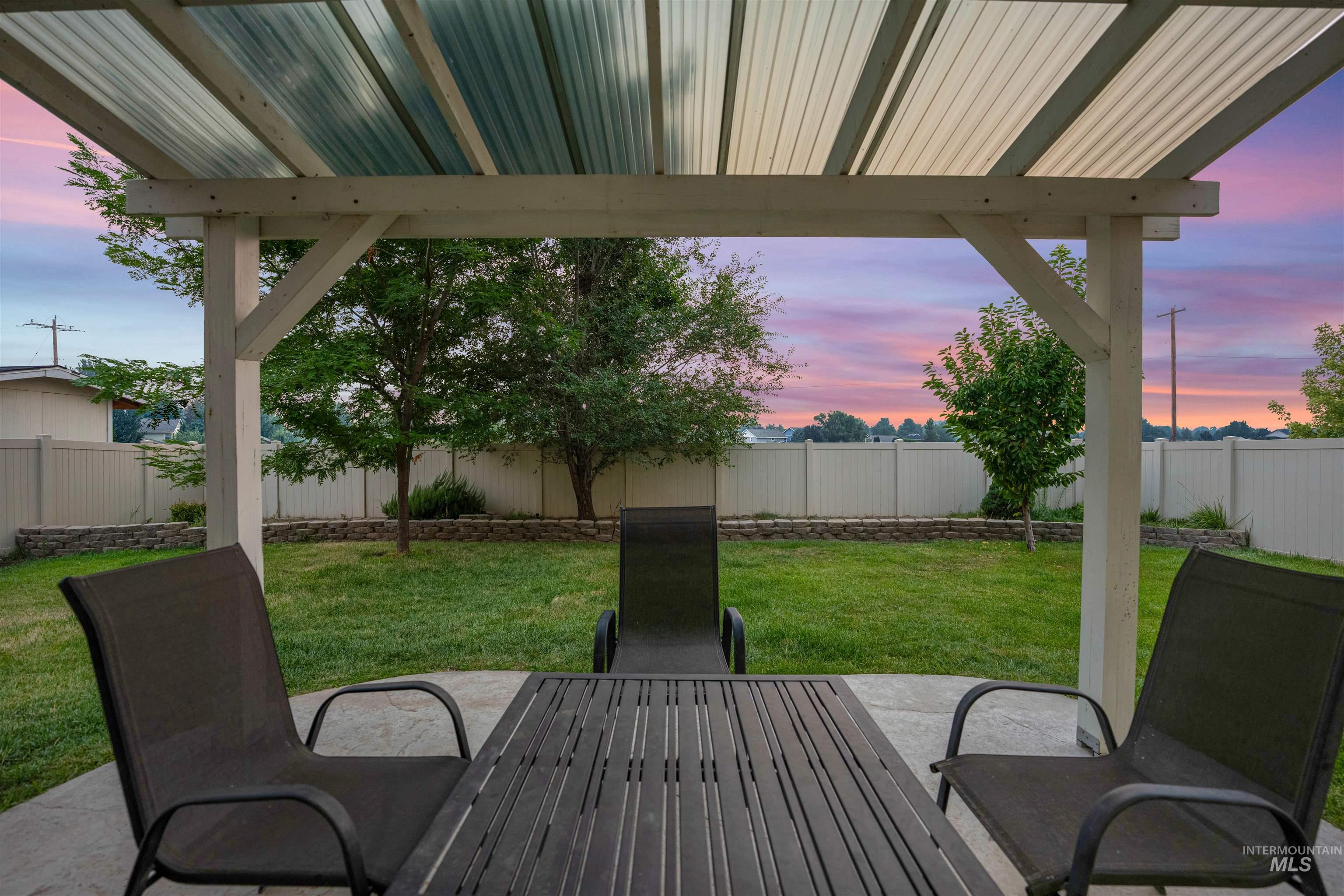 3341 S Arno Ave, Meridian, Idaho 83642, 4 Bedrooms, 2.5 Bathrooms, Residential For Sale, Price $567,700,MLS 98997729