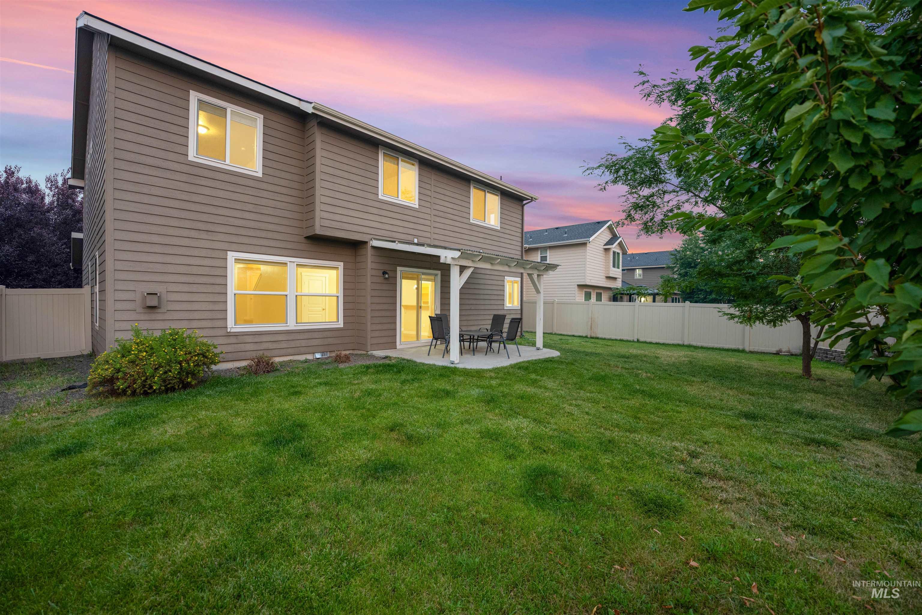 3341 S Arno Ave, Meridian, Idaho 83642, 4 Bedrooms, 2.5 Bathrooms, Residential For Sale, Price $567,700,MLS 98997729