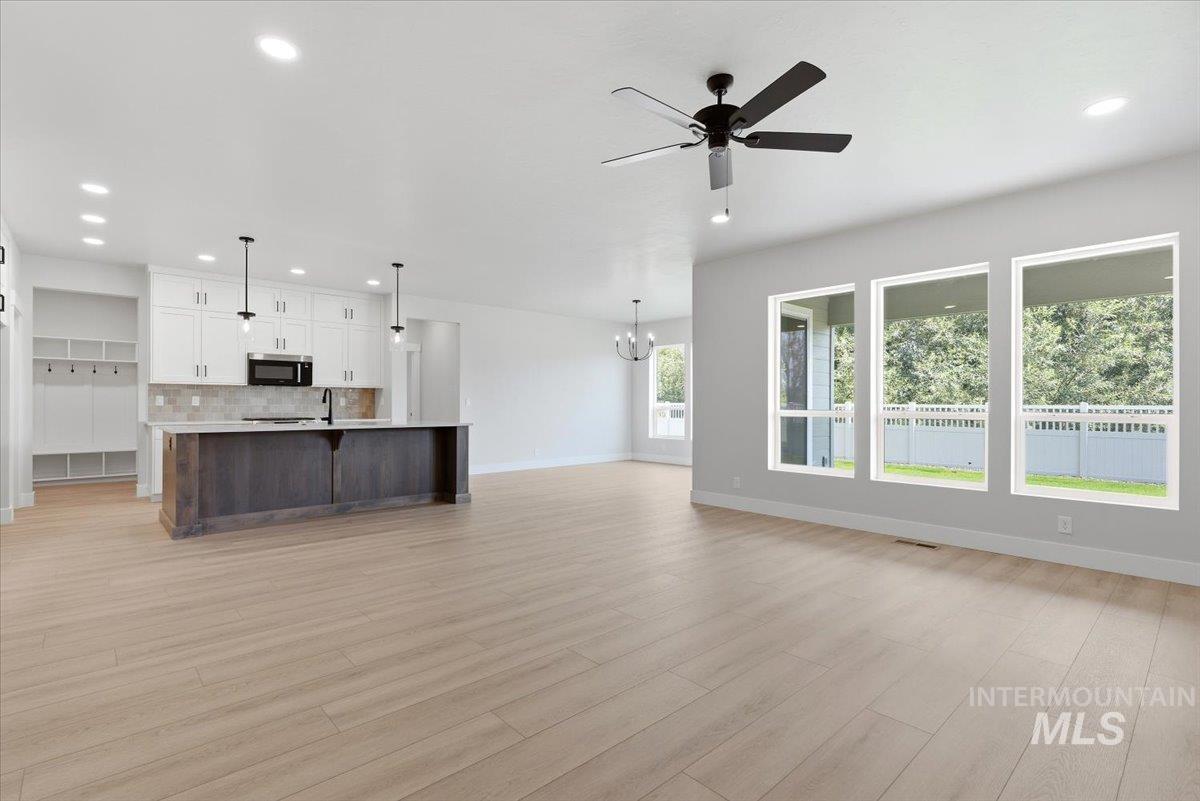 4420 E Dillinger St, Nampa, Idaho 83687, 5 Bedrooms, 3 Bathrooms, Residential For Sale, Price $649,880,MLS 98997730