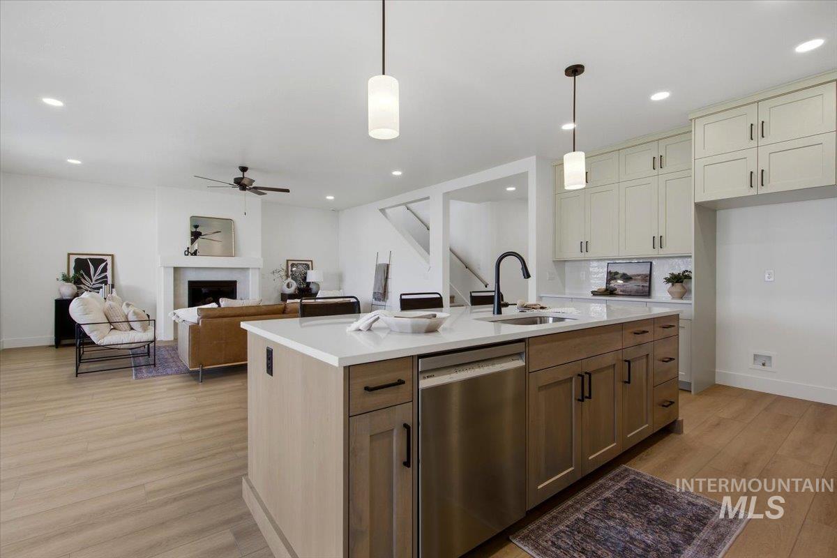 4420 E Dillinger St, Nampa, Idaho 83687, 5 Bedrooms, 3 Bathrooms, Residential For Sale, Price $649,880,MLS 98997730