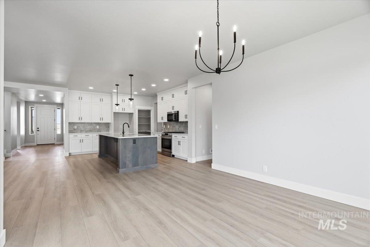 4420 E Dillinger St, Nampa, Idaho 83687, 5 Bedrooms, 3 Bathrooms, Residential For Sale, Price $649,880,MLS 98997730